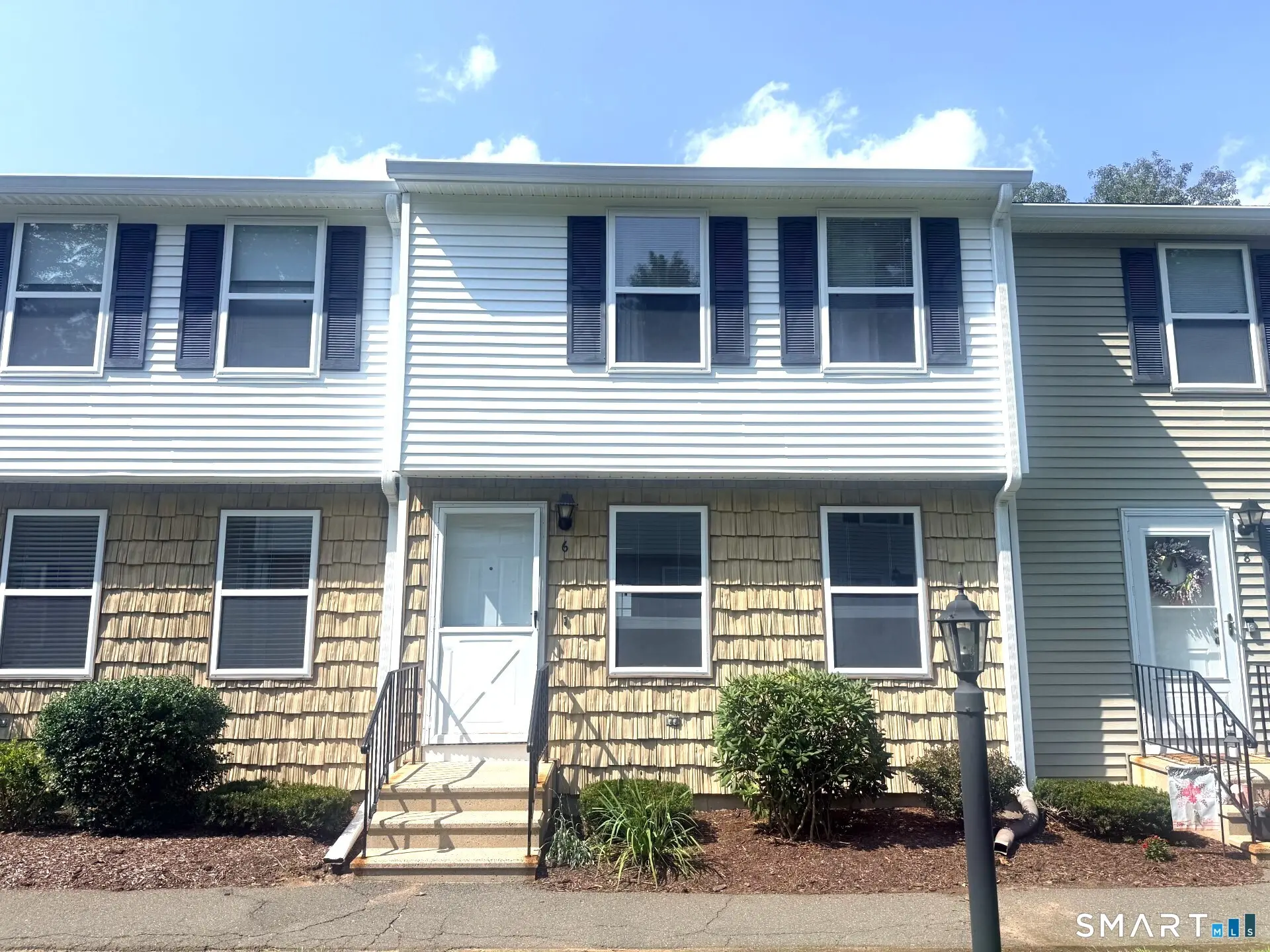 6 Larkspur Lane 6, Glastonbury