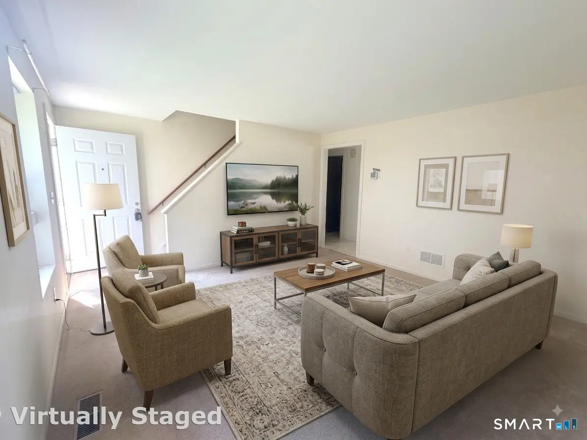 6 Larkspur Lane 6, Glastonbury