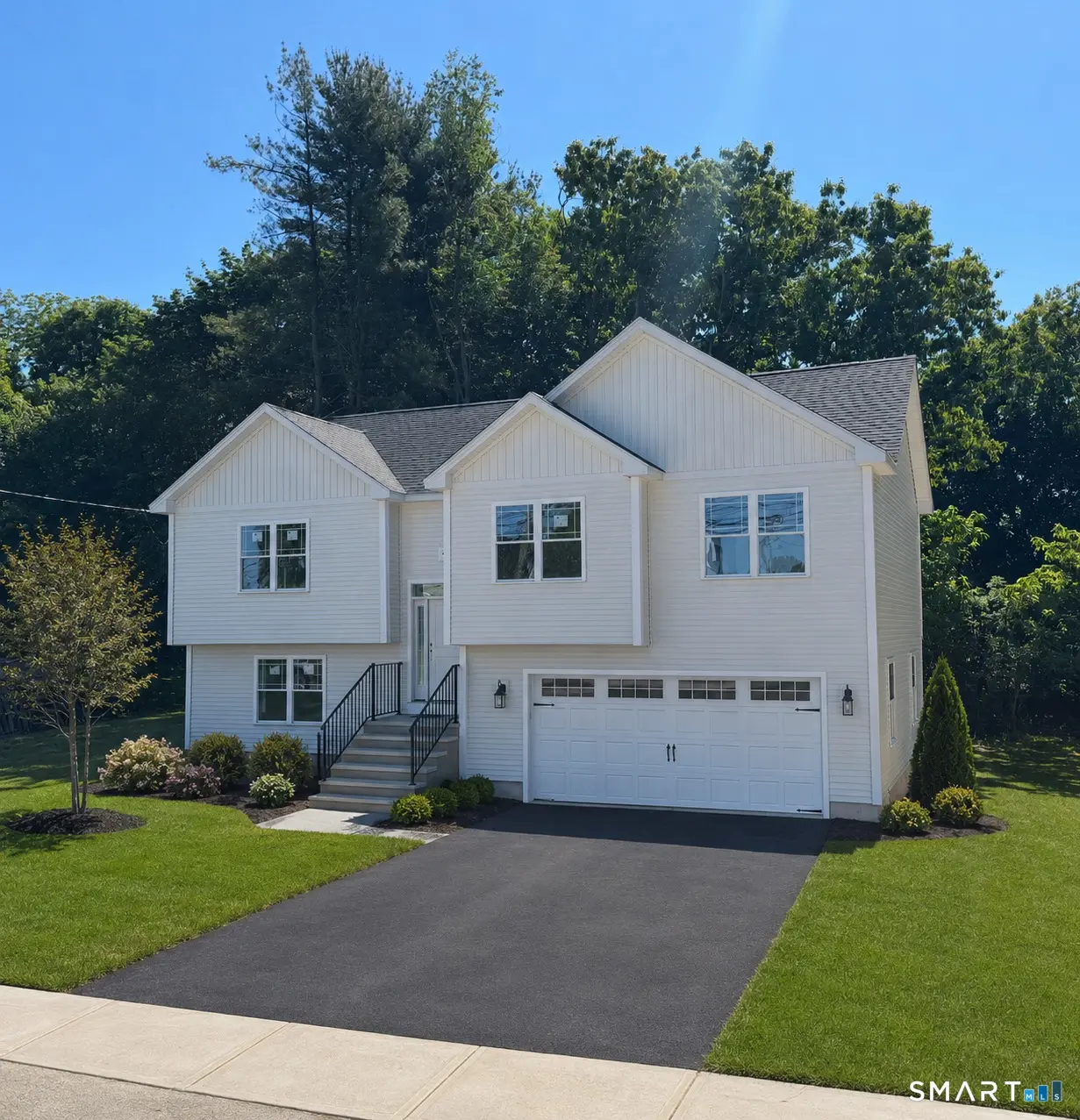 287 Maple Avenue, North Haven