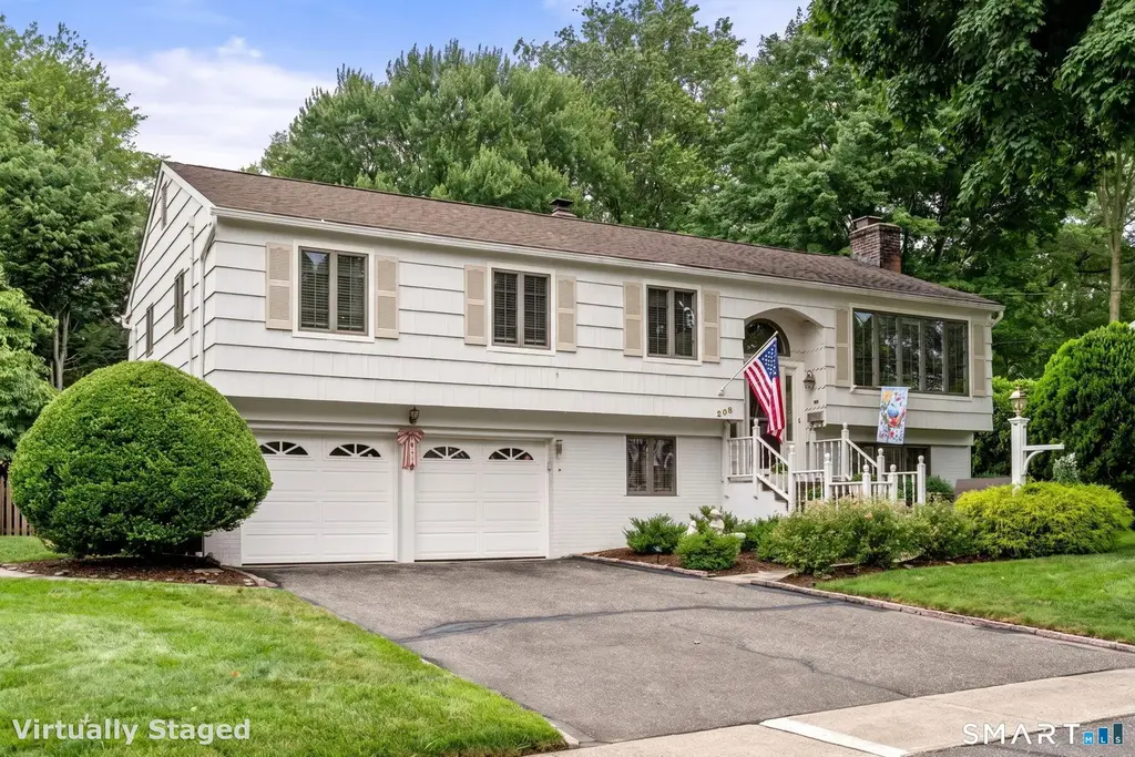 208 Sigwin Drive, Fairfield