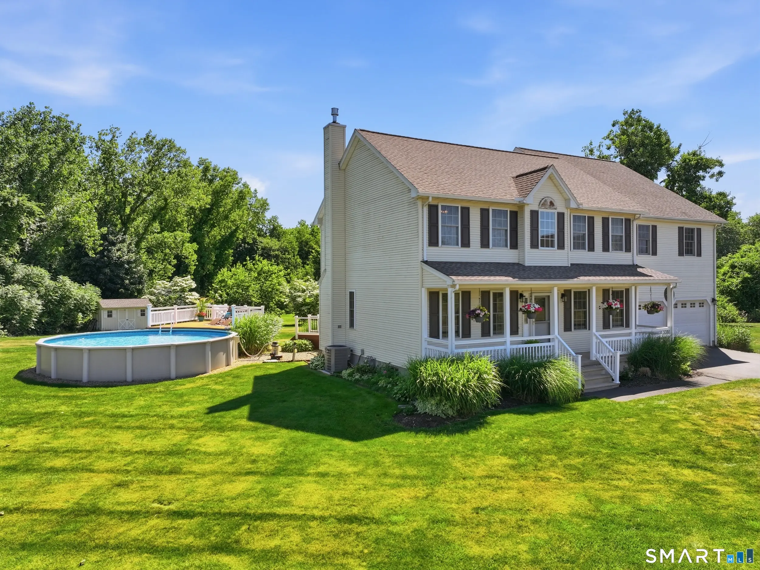 16 Sunview Drive, East Windsor