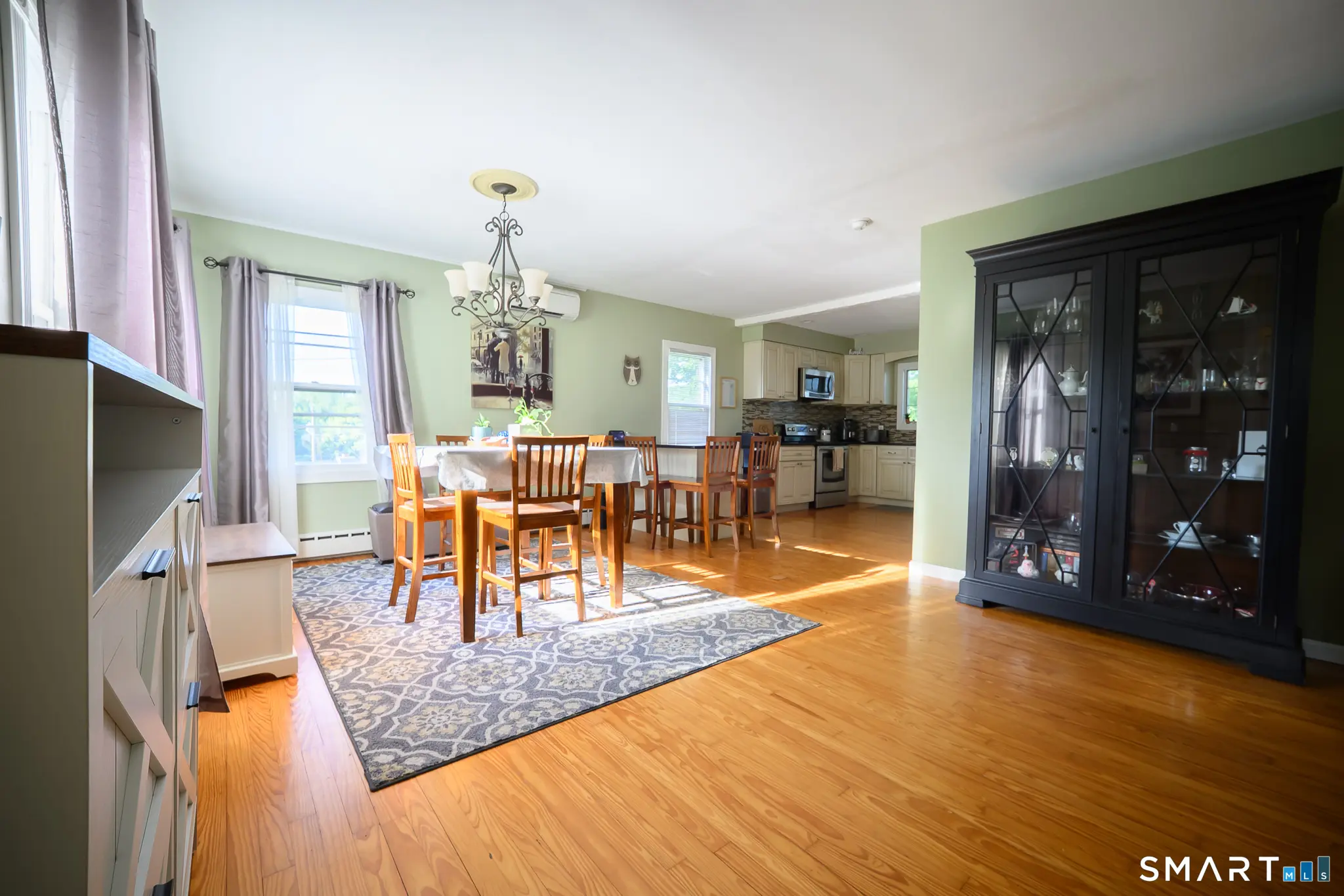 15 Farnam Hill, Bethel