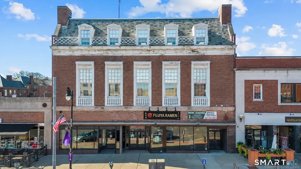423 Main Street, Middletown