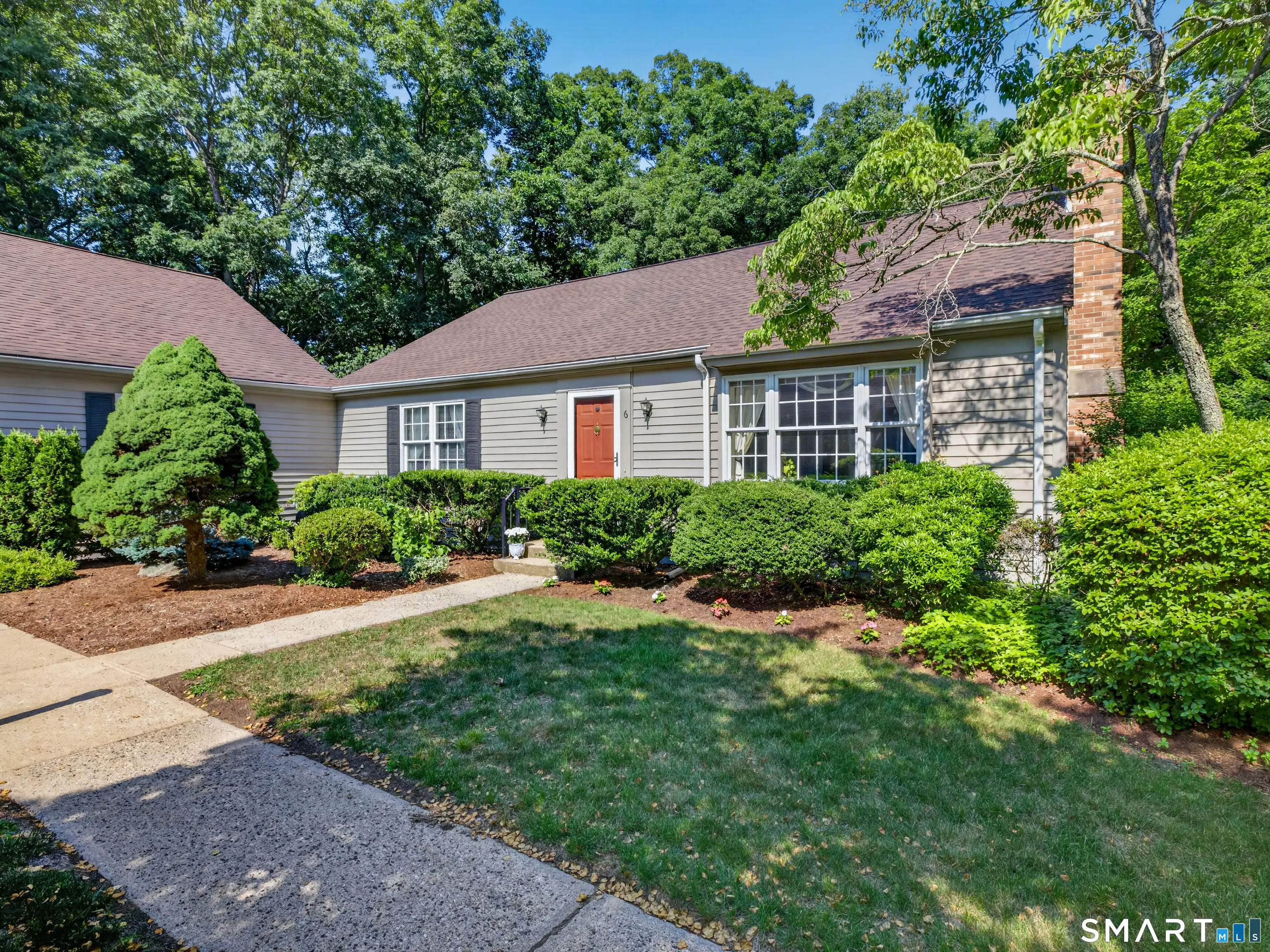 6 Essex Lane 6, Madison