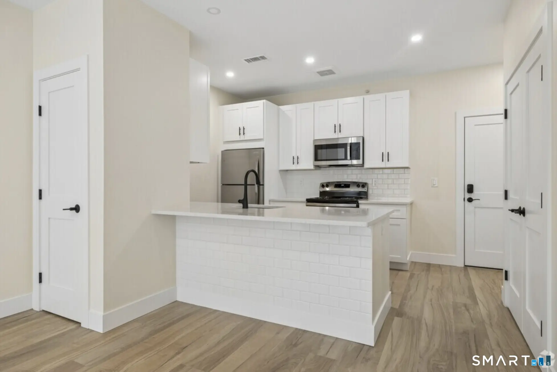 220 East Road C, Meriden