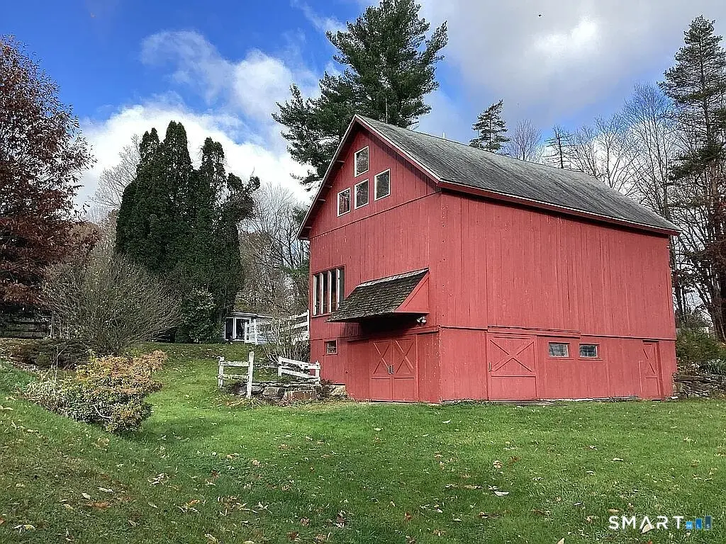 2581 Litchfield Road, Watertown