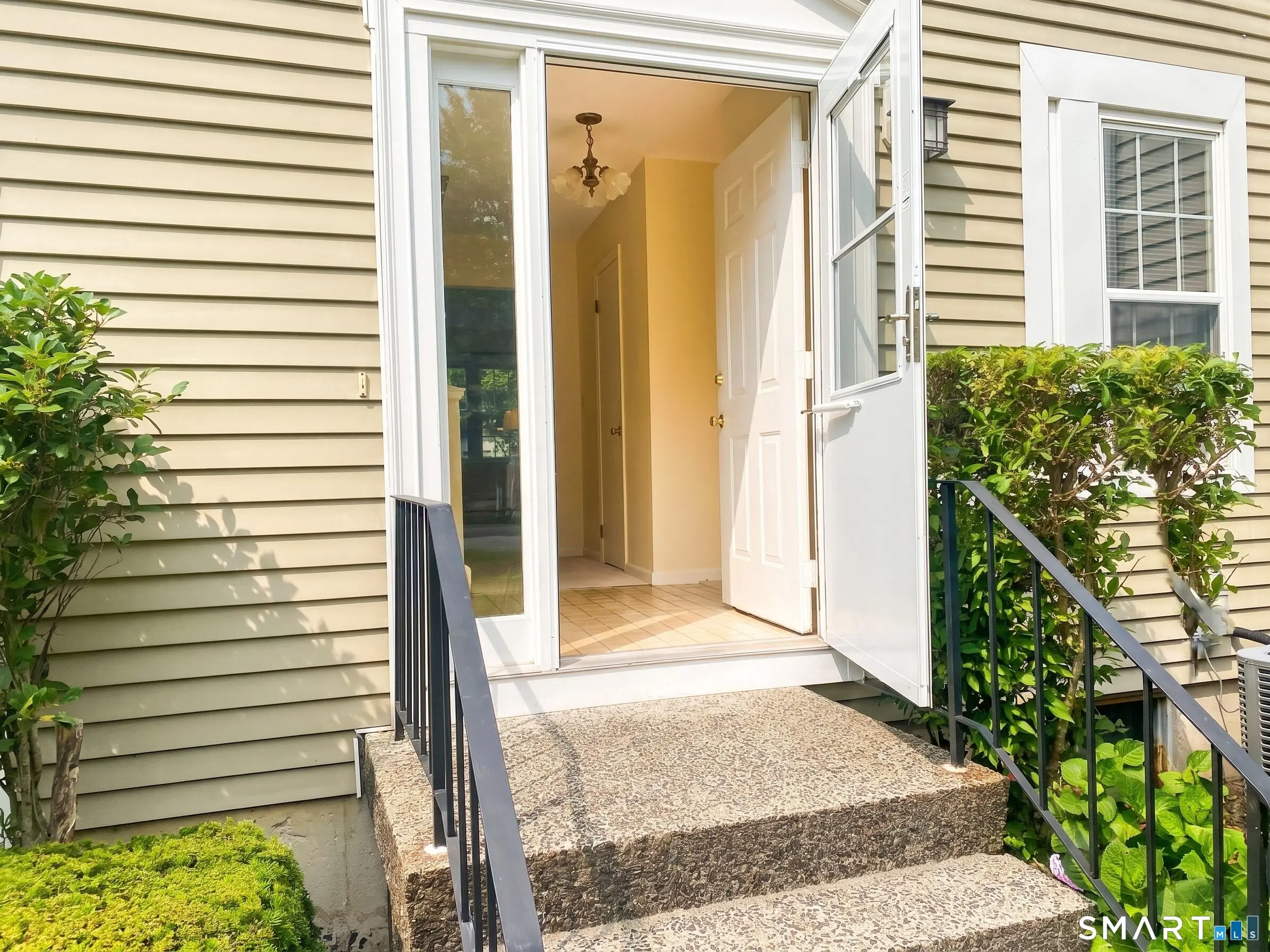 97-99 Park Avenue 72, Danbury