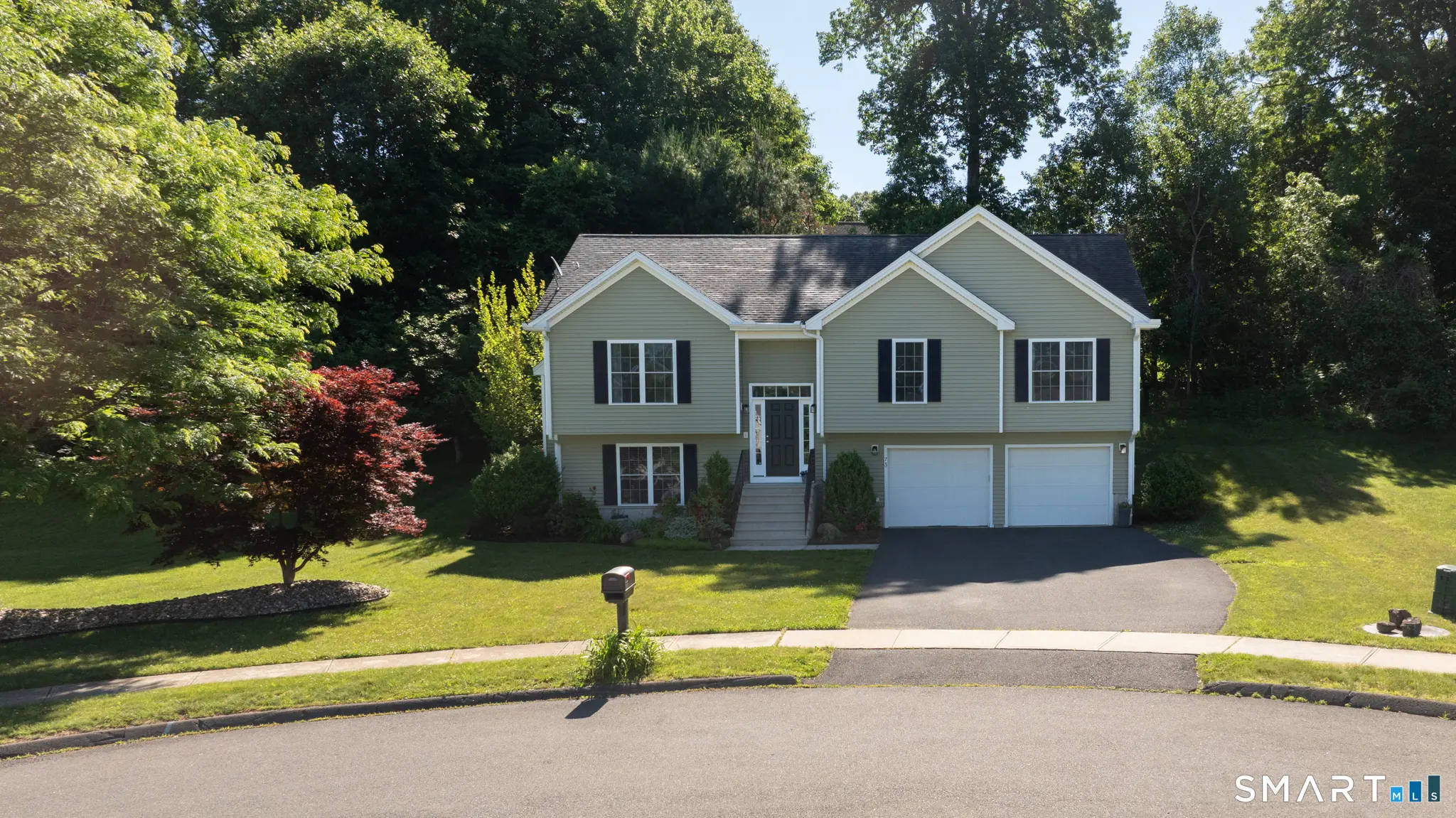 73 Cortland Way, Southington