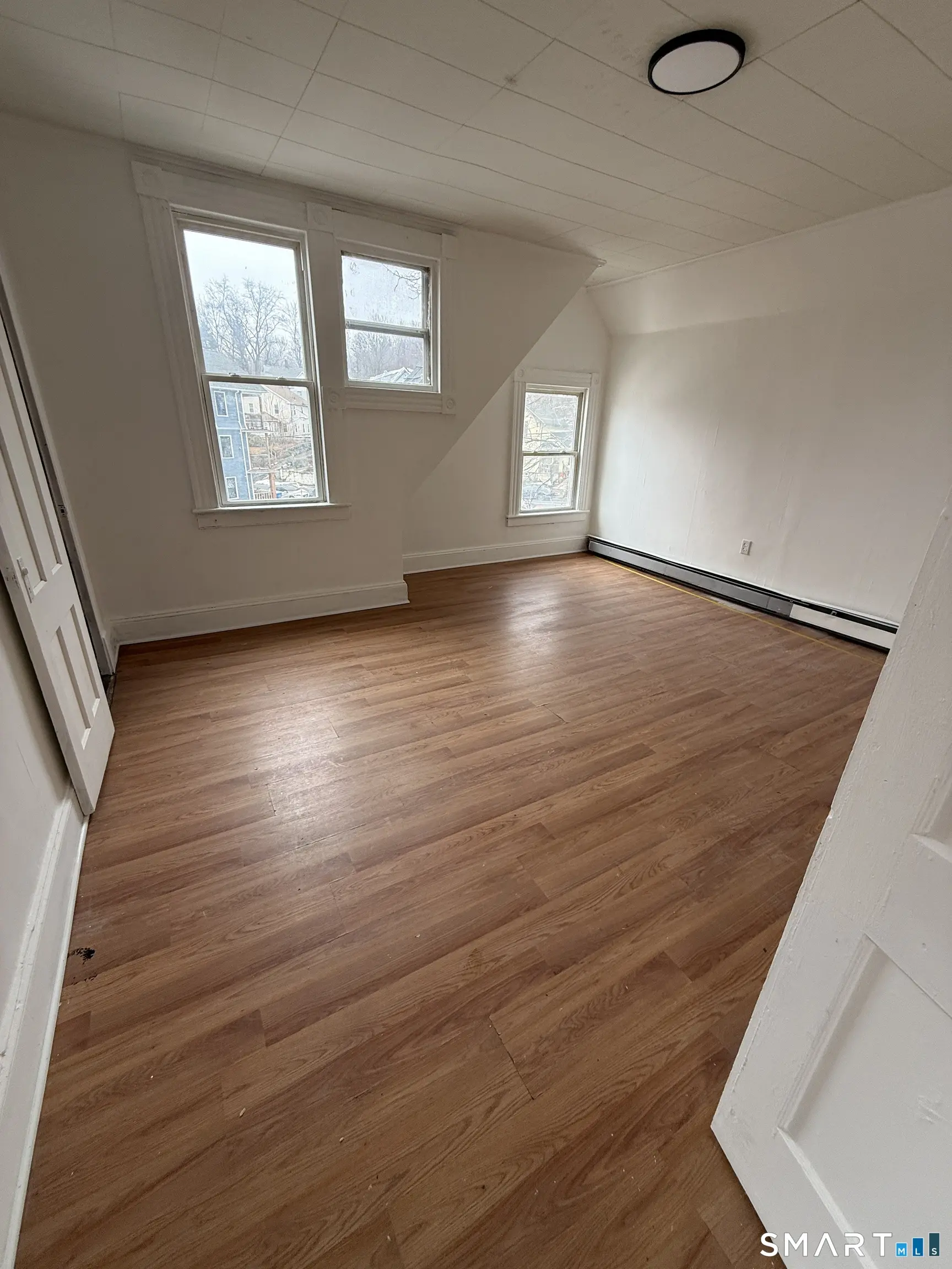 64 Irion Street 3rd Floor, Waterbury