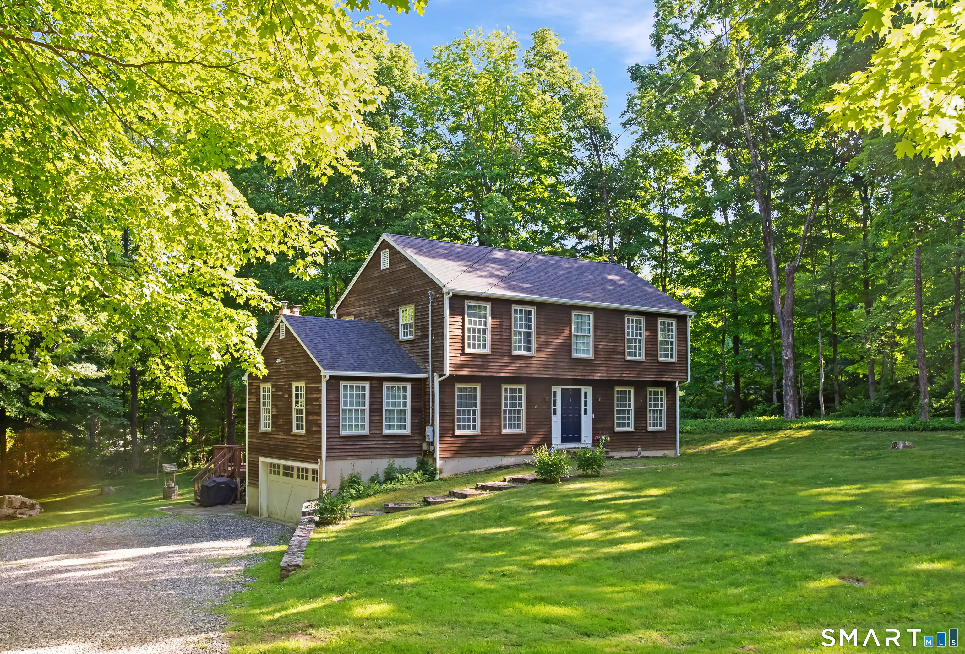 95 Obtuse Hill Road, Brookfield