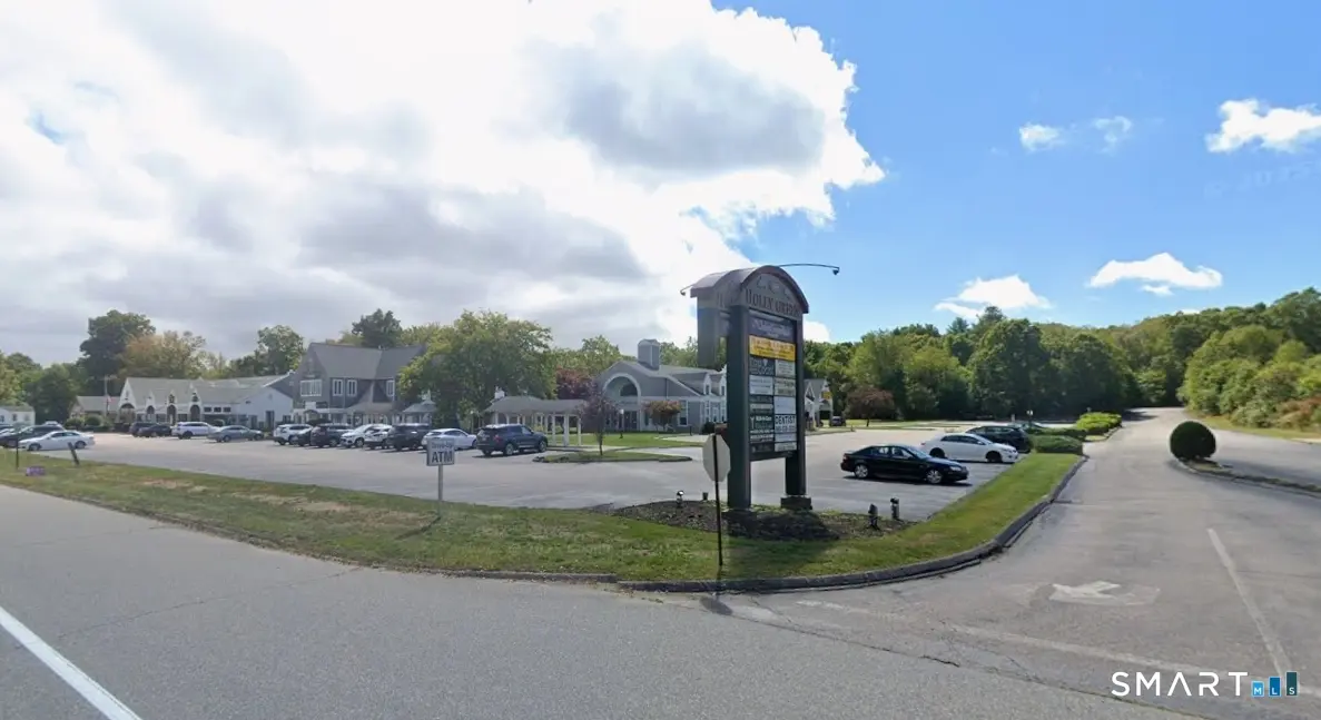 391 Norwich Westerly Road, North Stonington