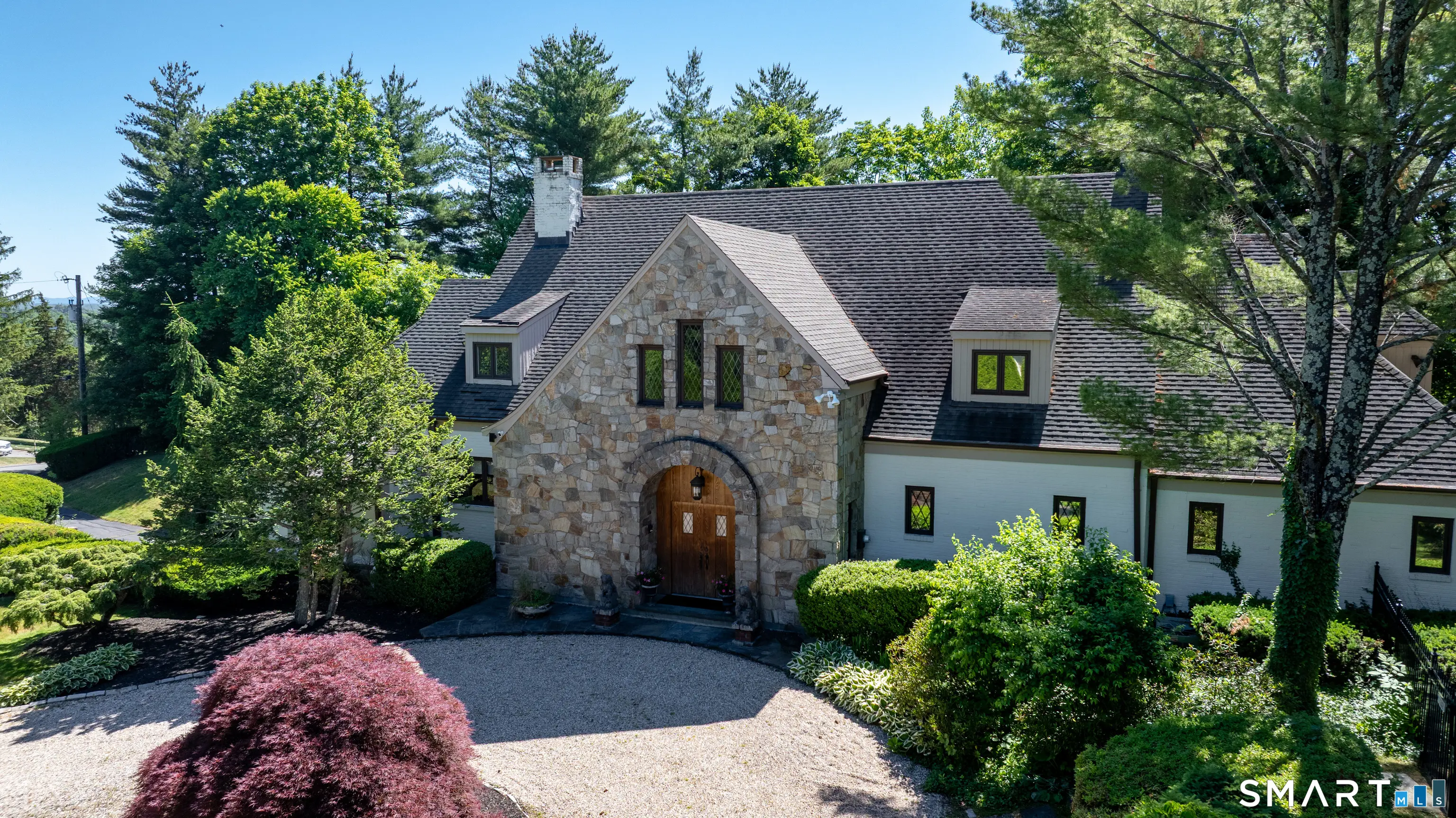 33 Mountain Farms Road, West Hartford