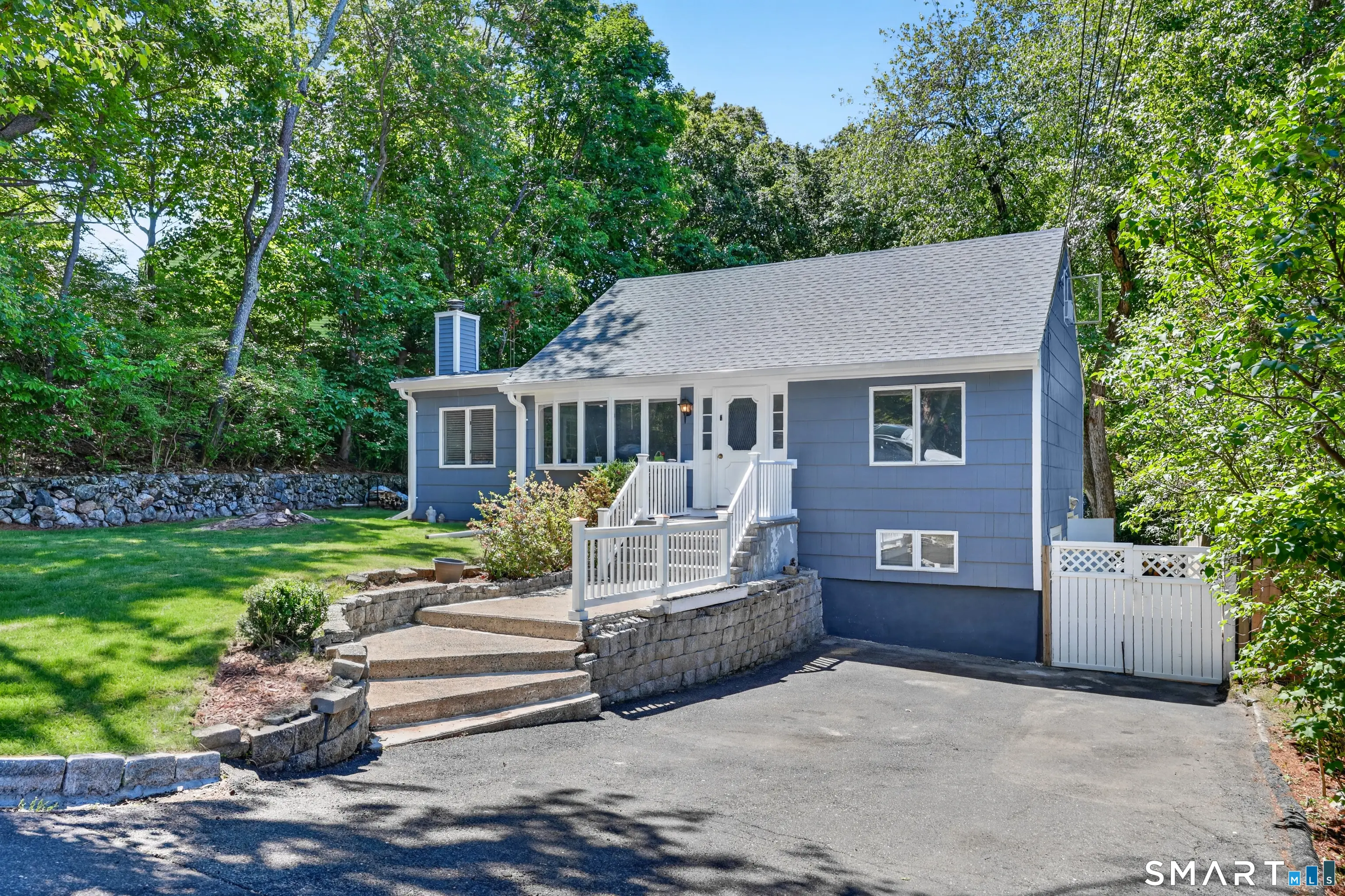 40 Sleepy Hollow Lane, Stamford