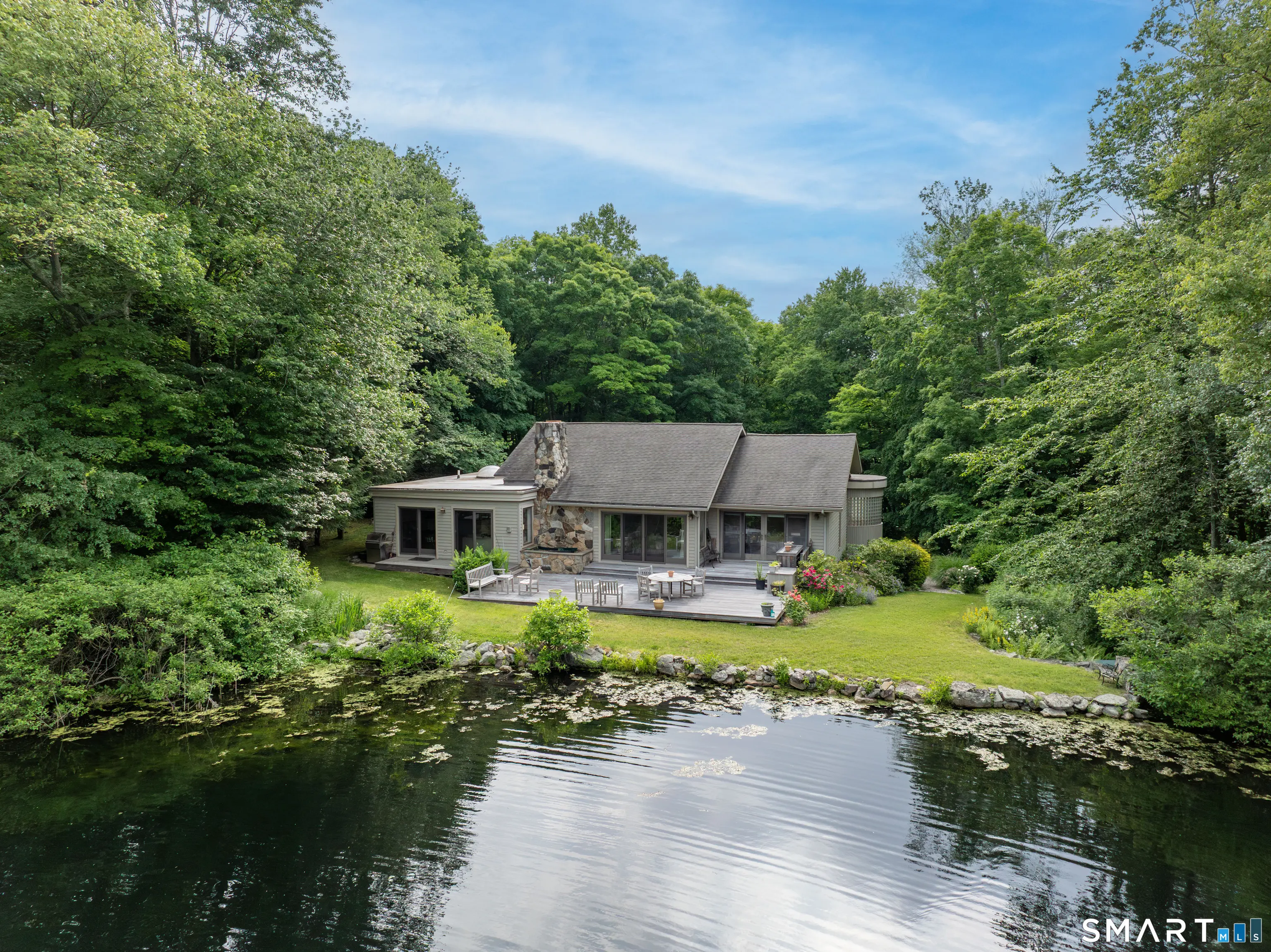 511 Hunting Ridge Road, Stamford