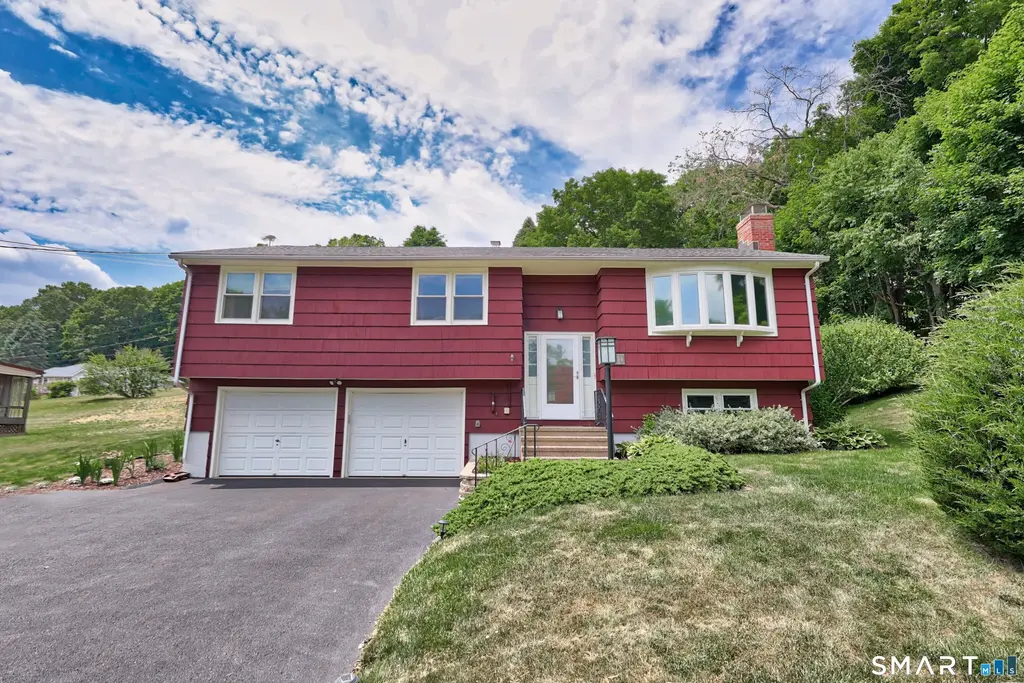 430 Shepard Avenue, Hamden