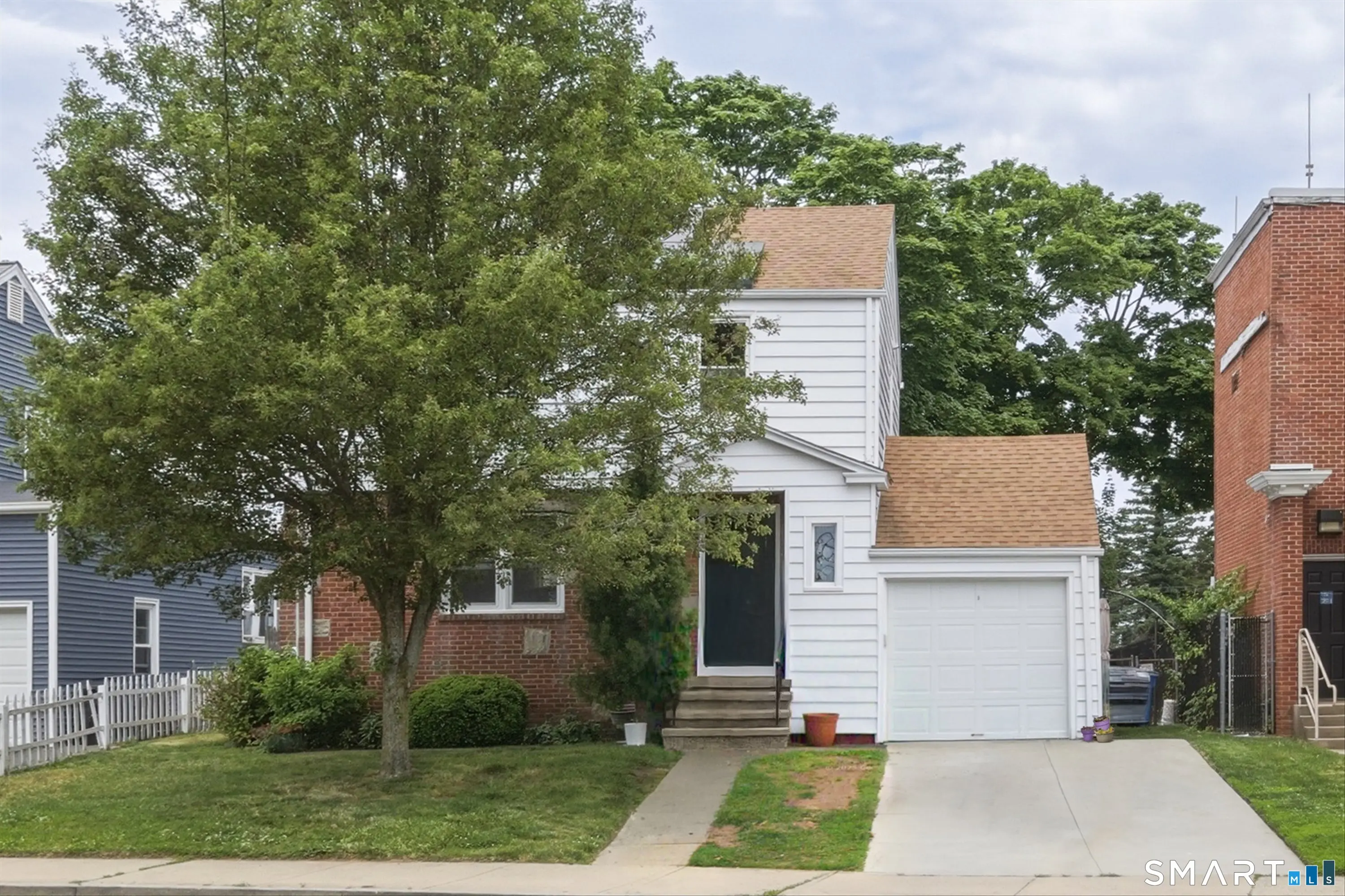 506 Lighthouse Road, New Haven
