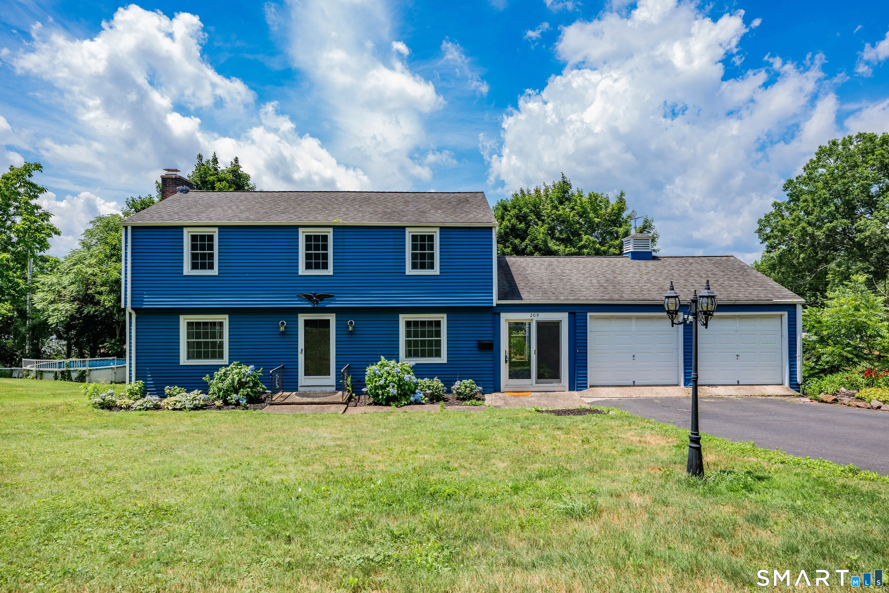 209 Lydale Place, Meriden