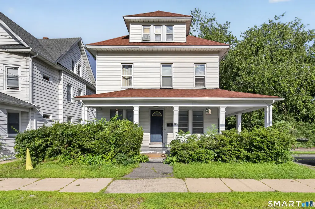 810 Briarwood Avenue, Bridgeport