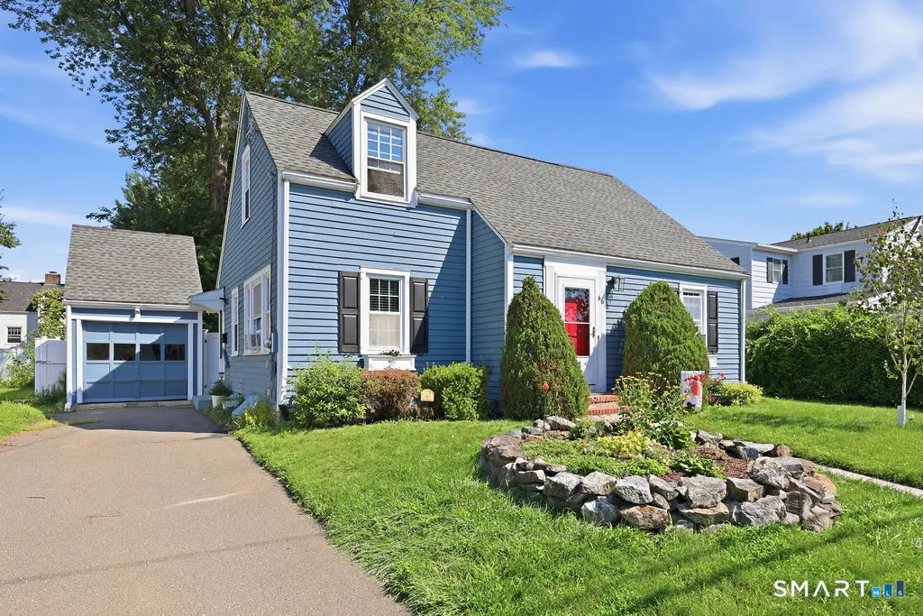 46 Crosshill Road, West Hartford