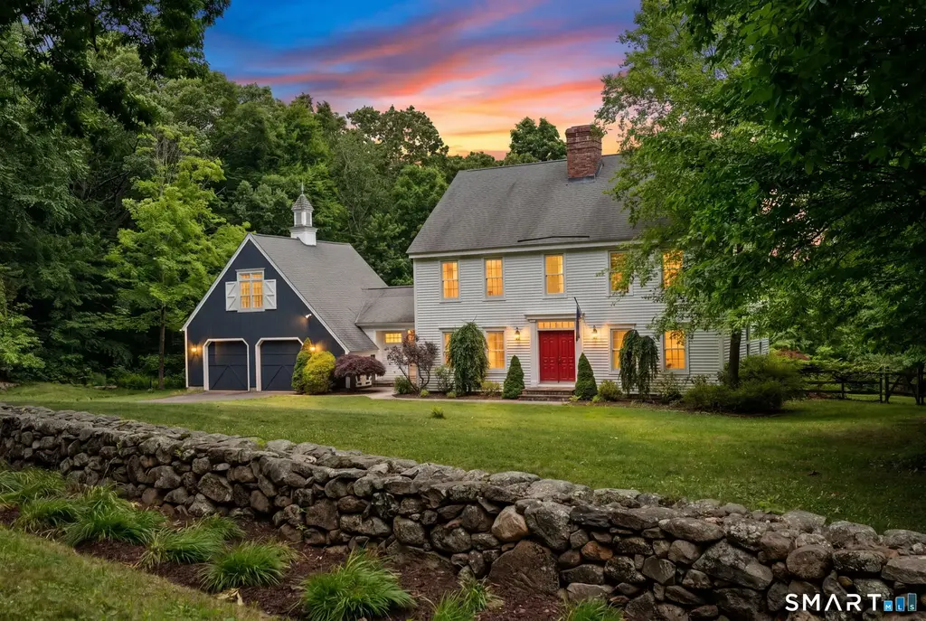 14 Westwood Drive, Canton