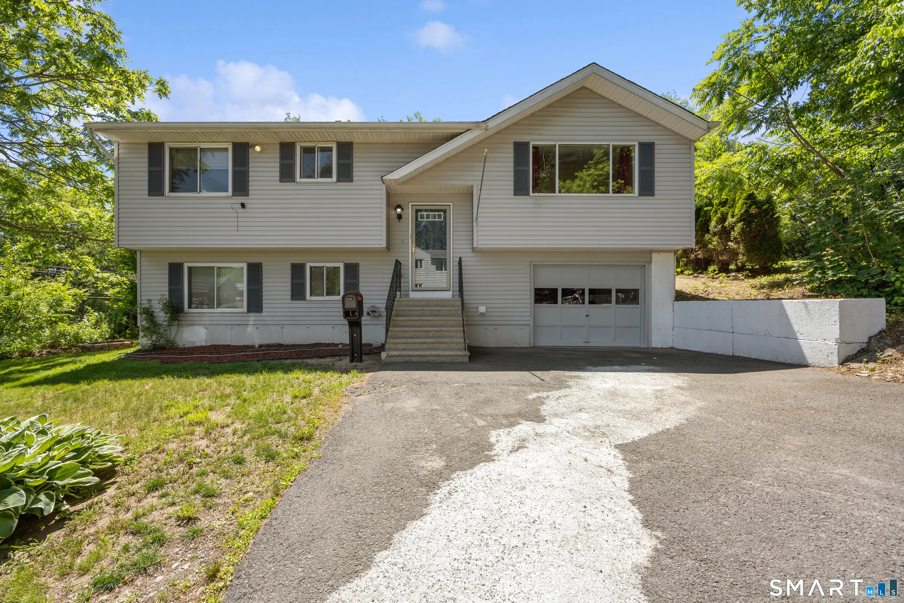 2743 East Main Street, Waterbury