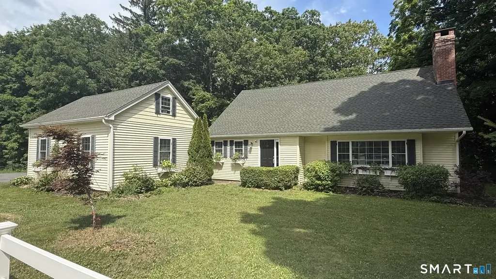 52 South Kent Road, New Milford