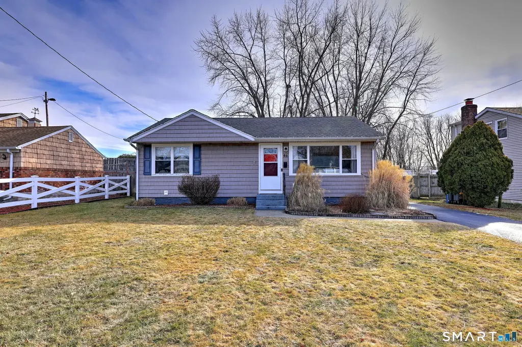 46 Aircraft Road, West Haven