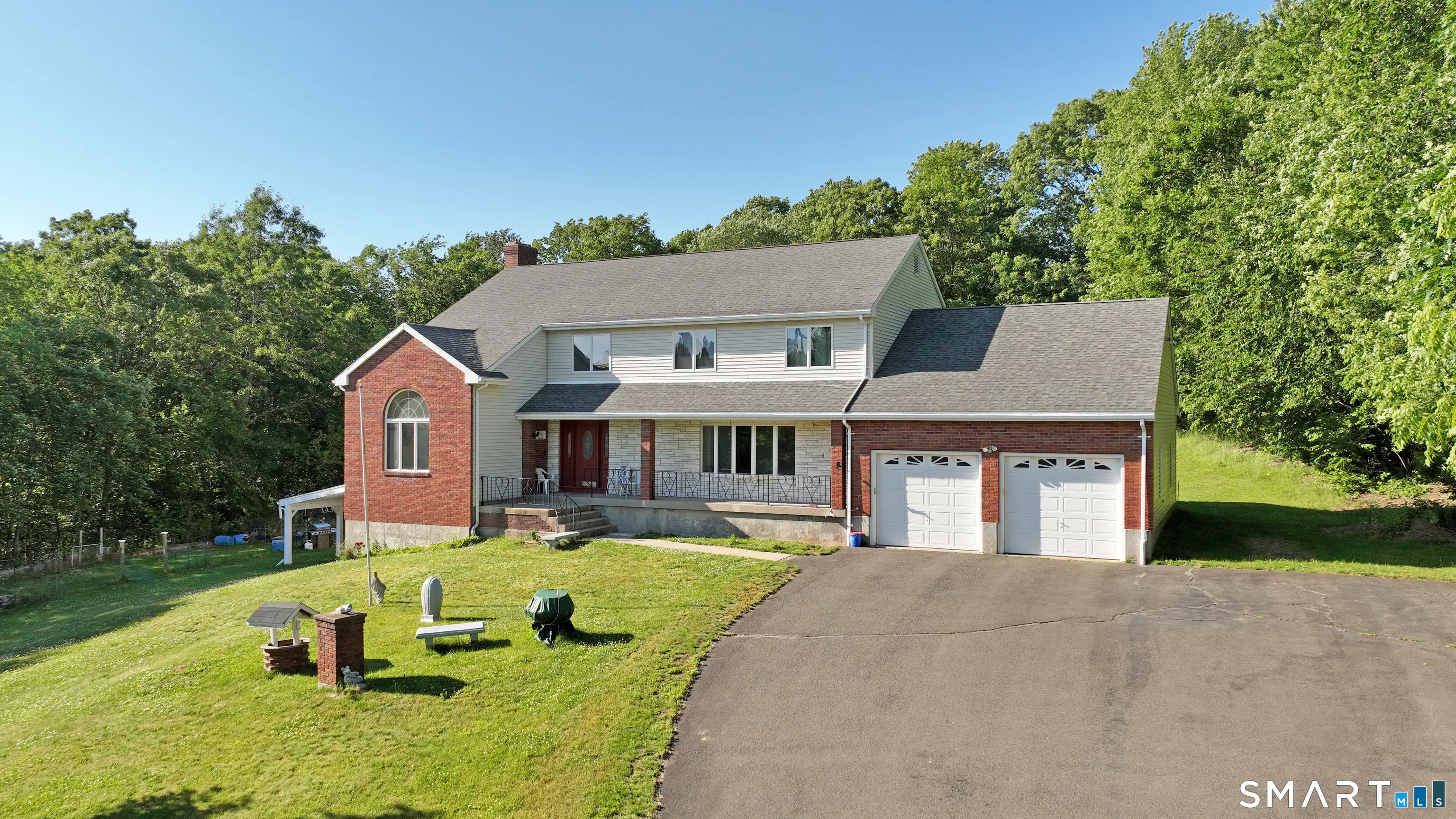 76 Thimble Rock Road, Middletown