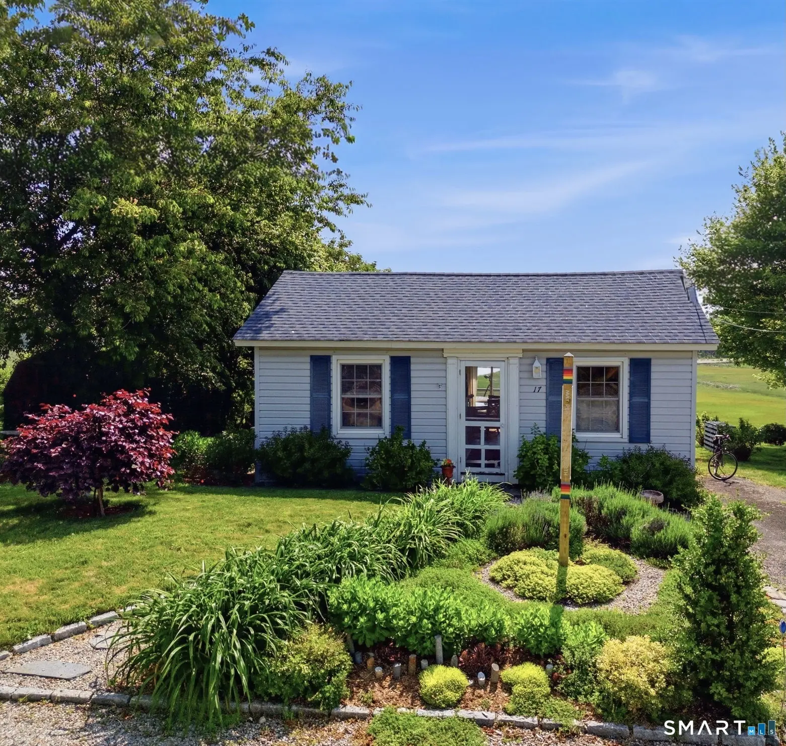 17 Linden Lane, Madison