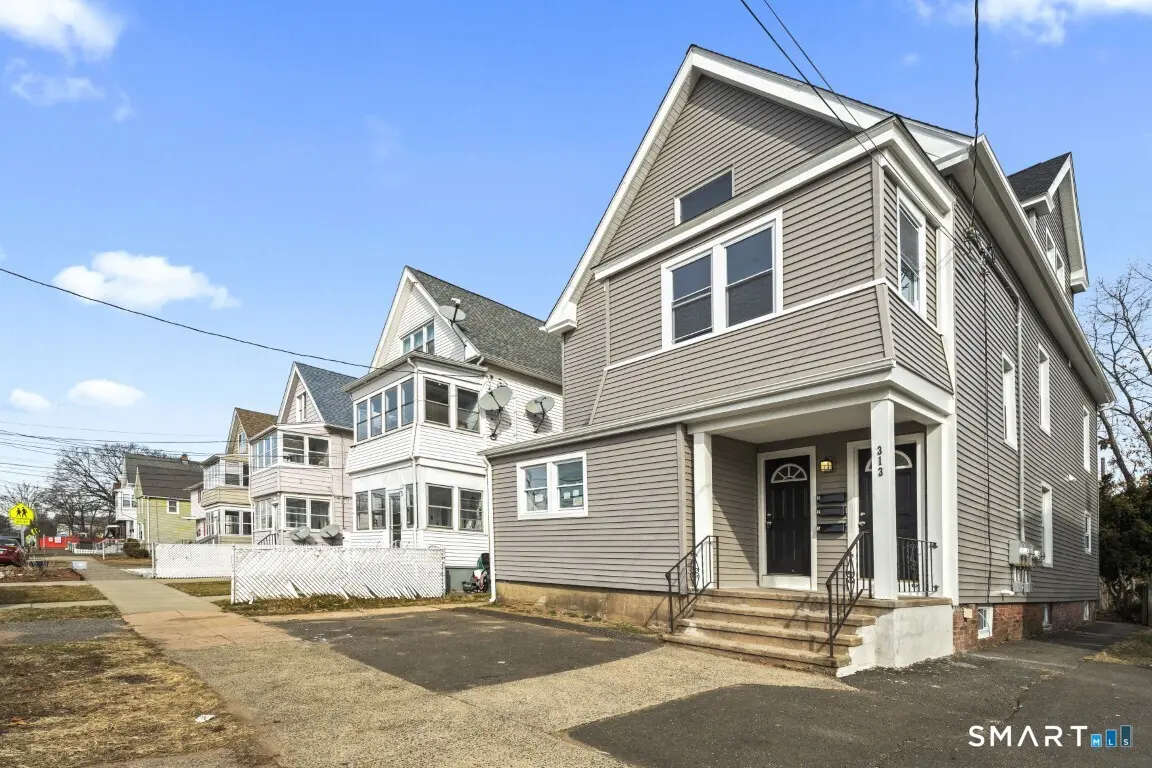 313 Washington Avenue, West Haven