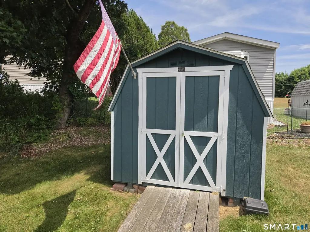 17 Wayne Drive, Windham