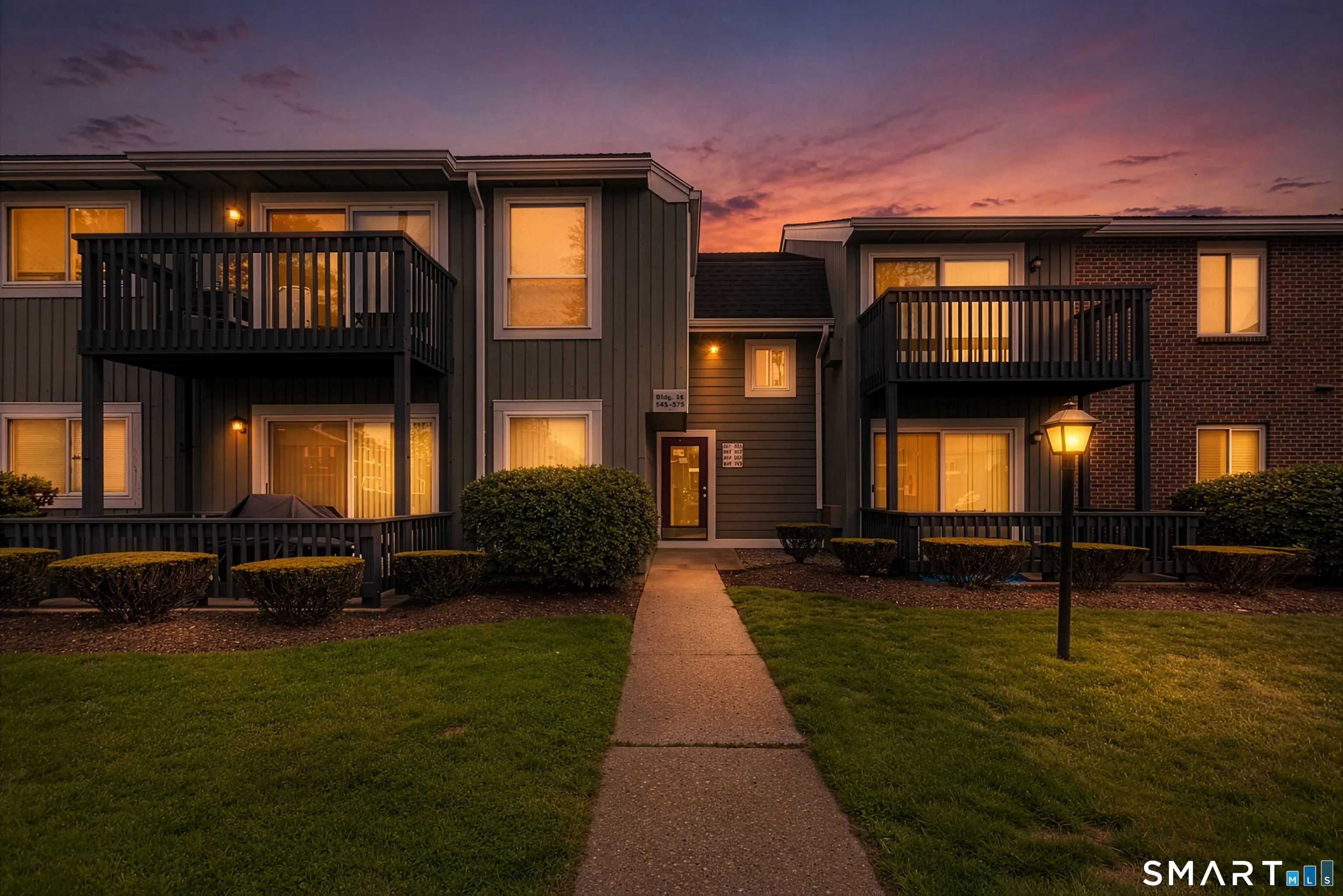 557 Glendale Avenue 557, Bridgeport