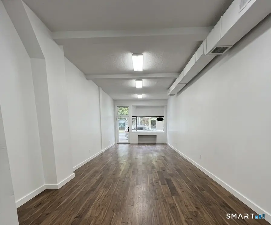 1384 State Street 3, New Haven