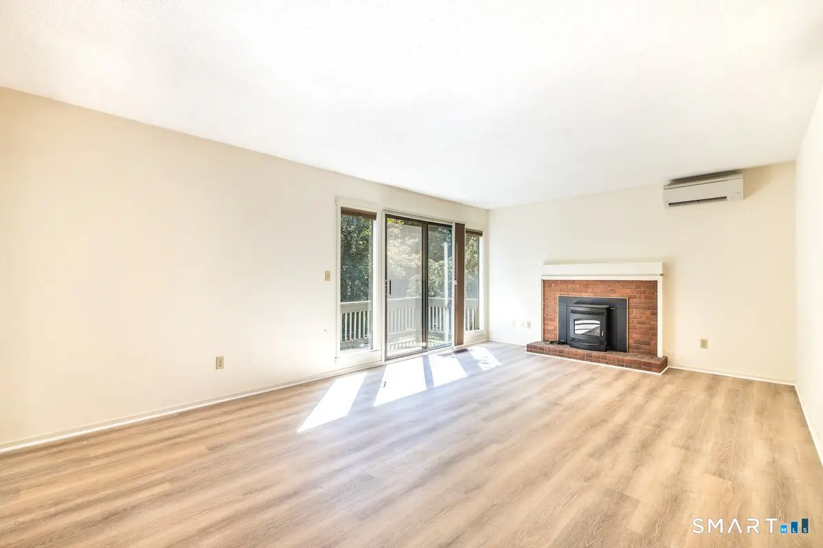 547 Heritage Village D, Southbury