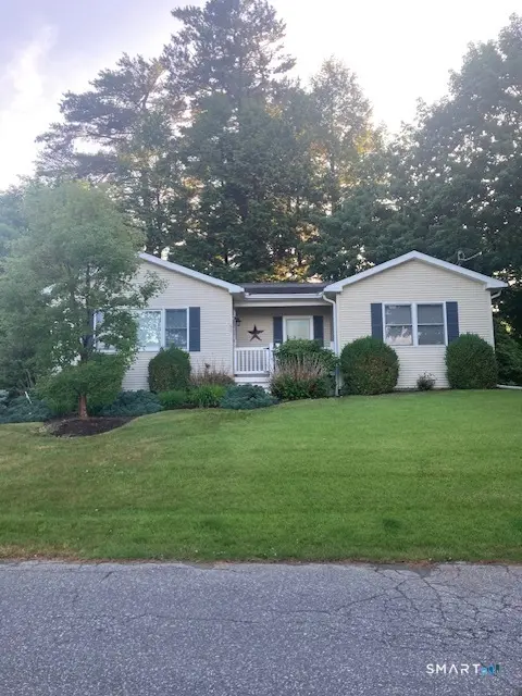 65 Island Trail, Morris