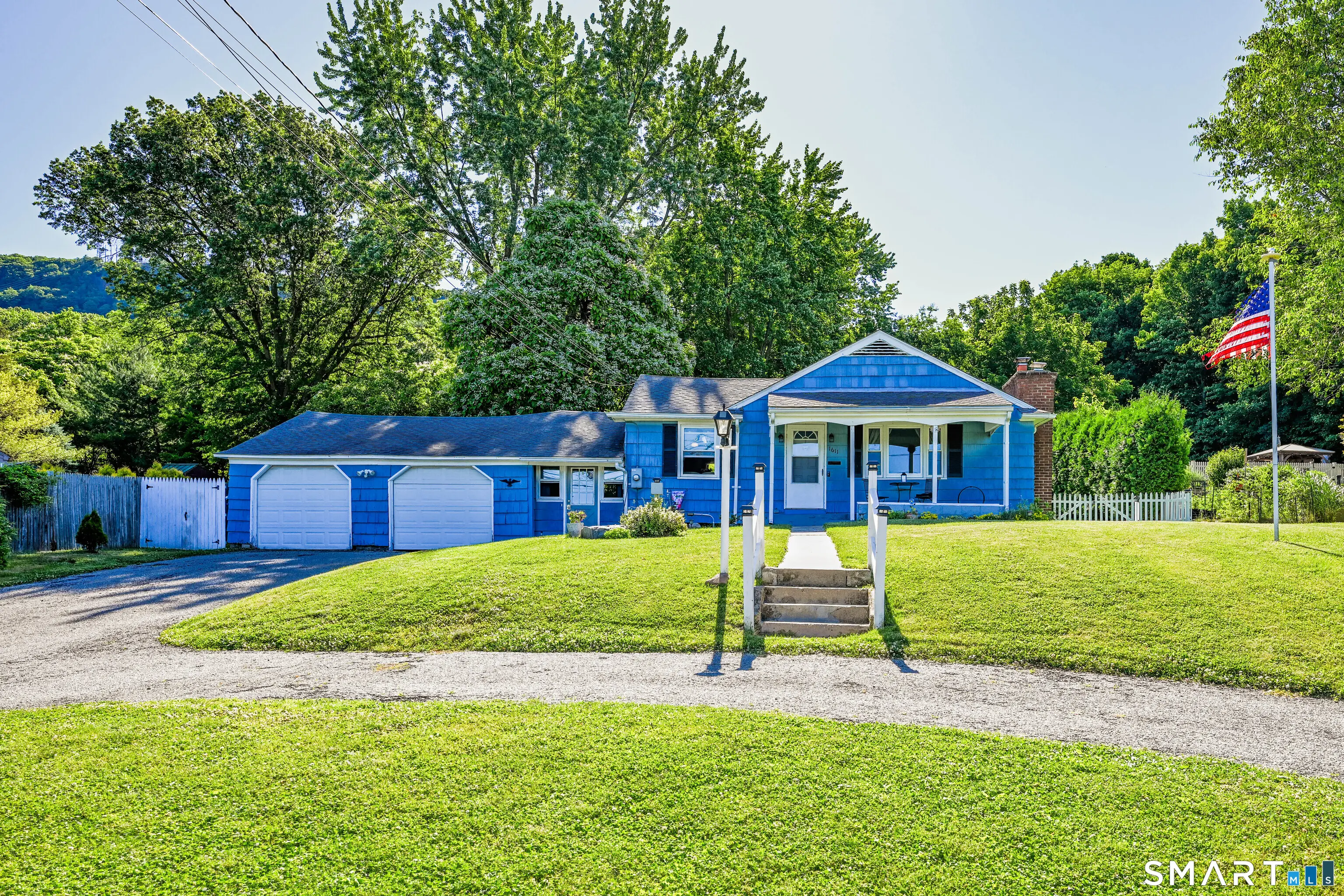 1611 Meriden Avenue, Southington