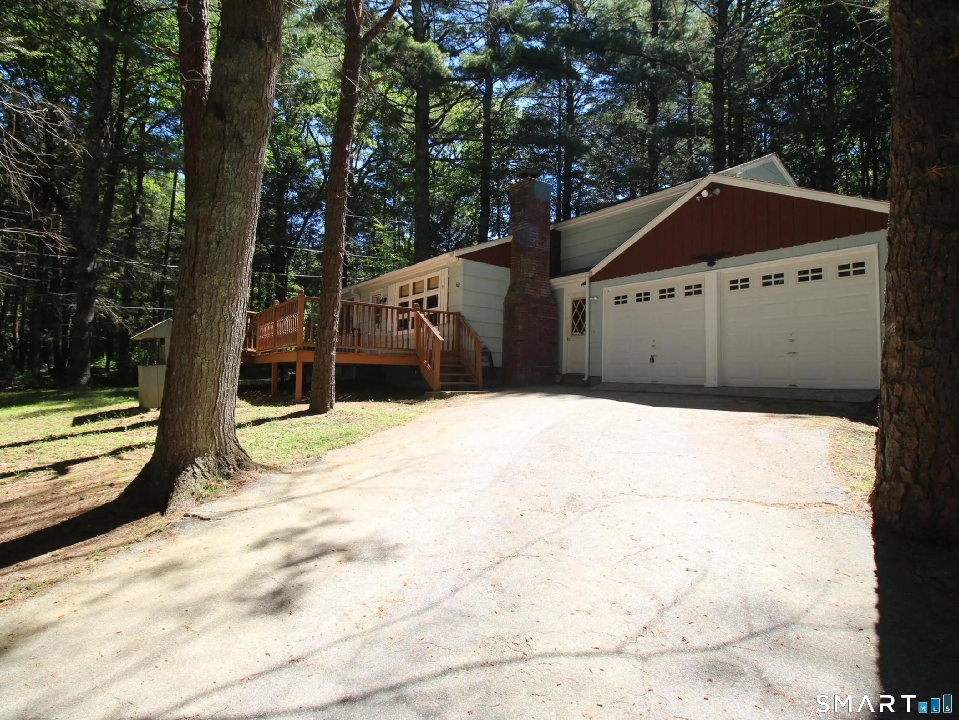 60 Lyon Road, Woodstock