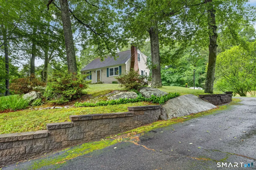 17 Hunters Path, Clinton