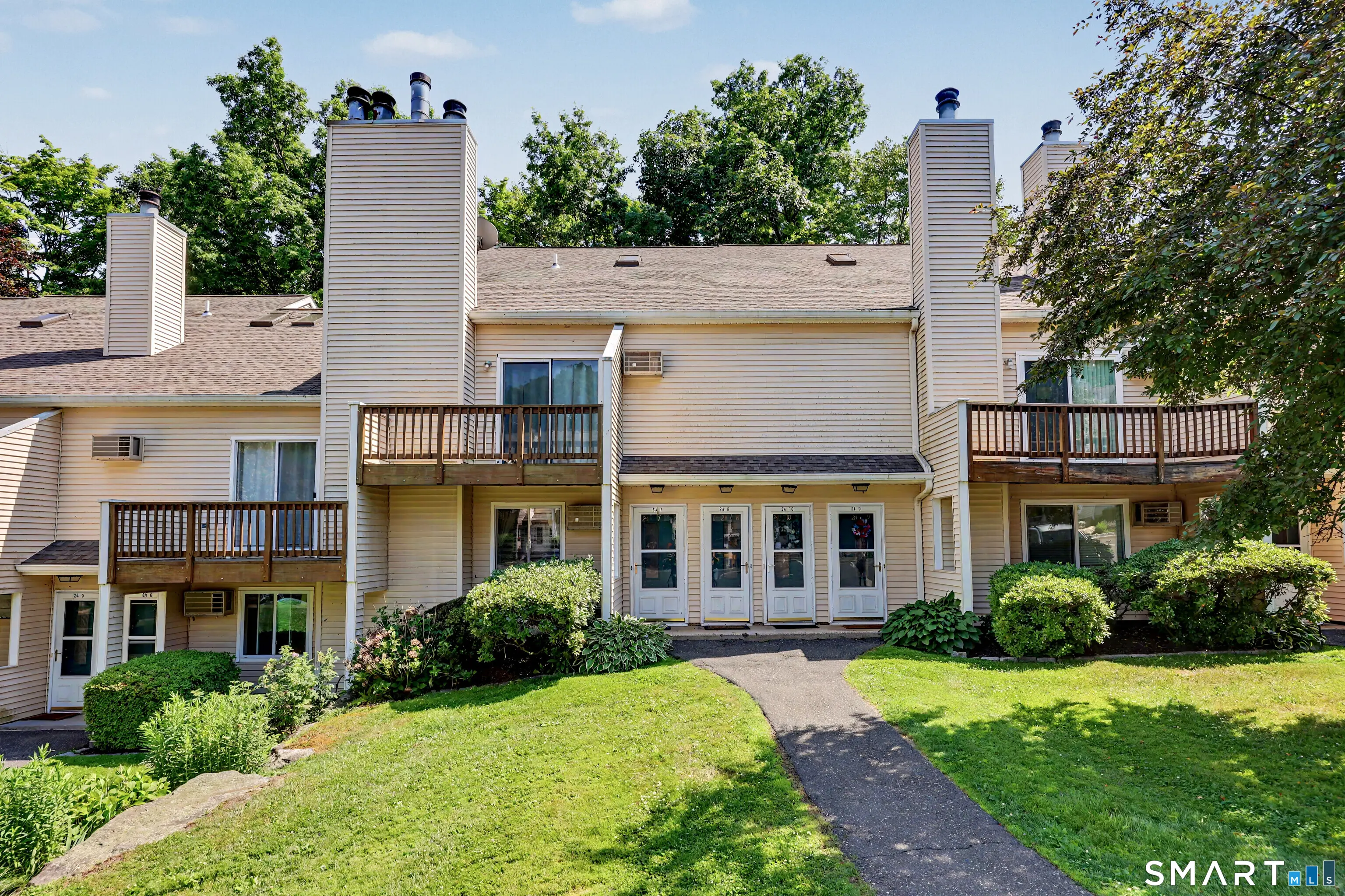 8 Rose Lane 24-7, Danbury