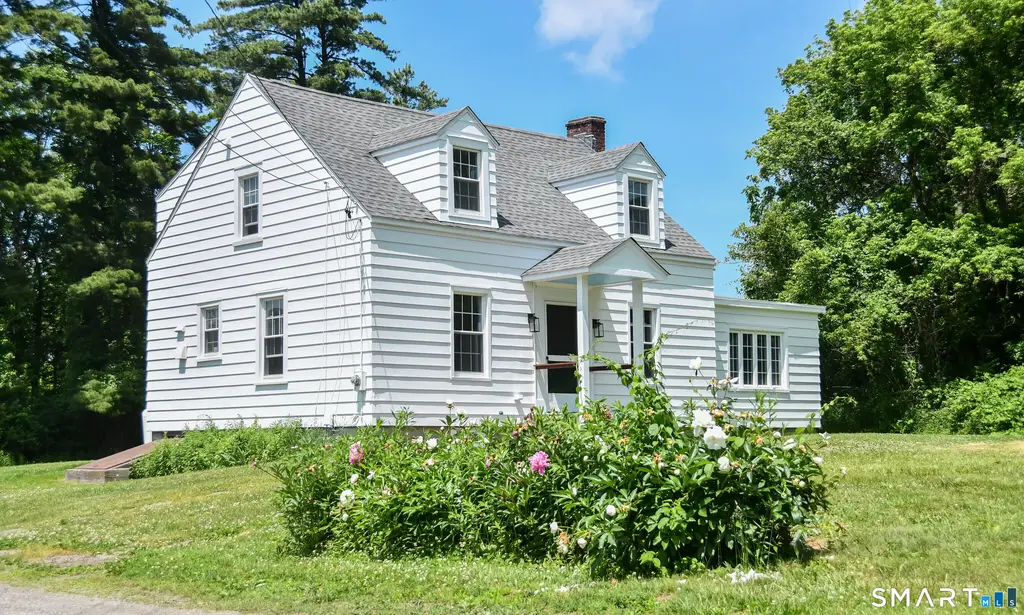 142 Gay Street, Sharon
