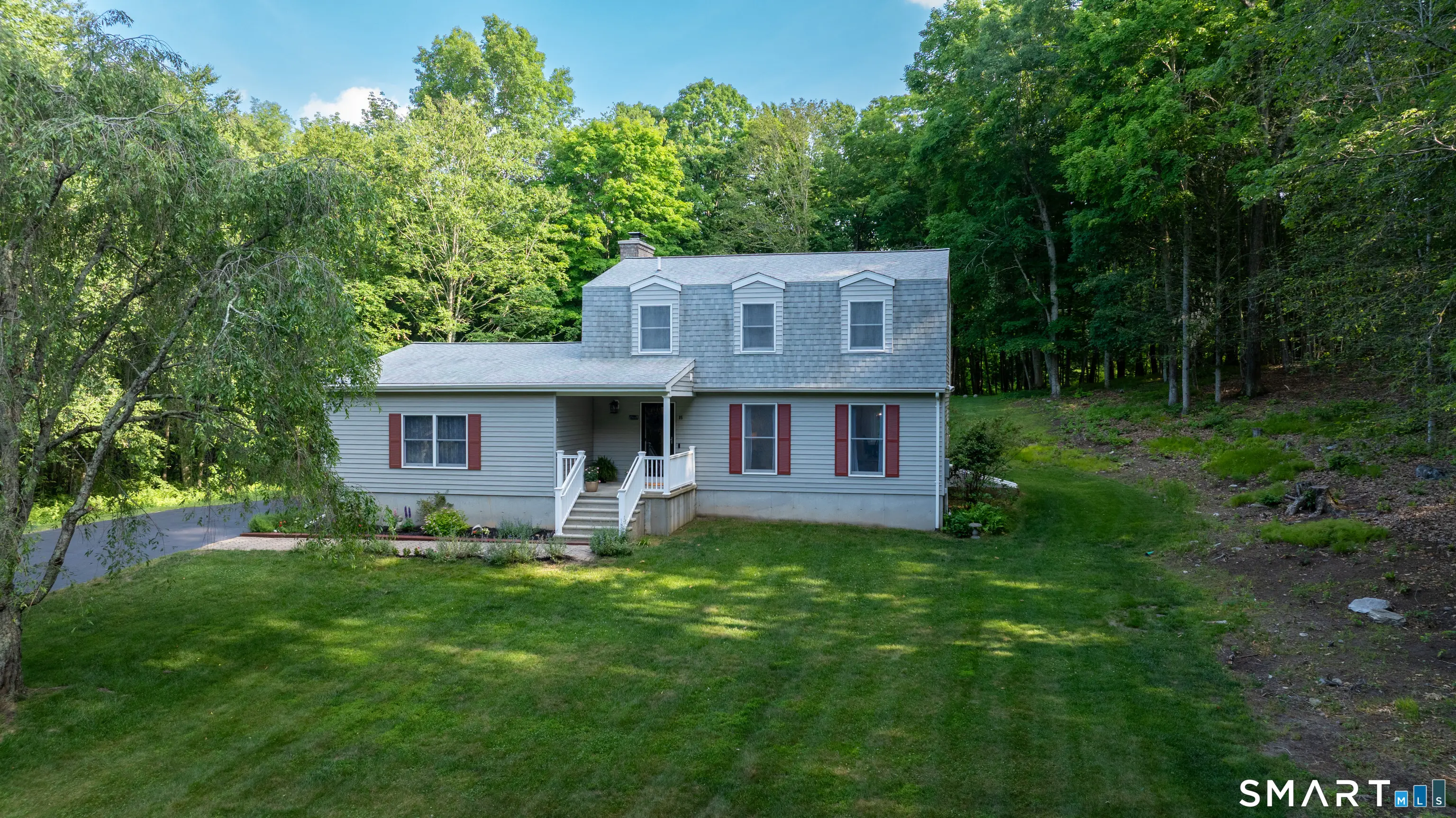 85 White Plains Road, Norwich