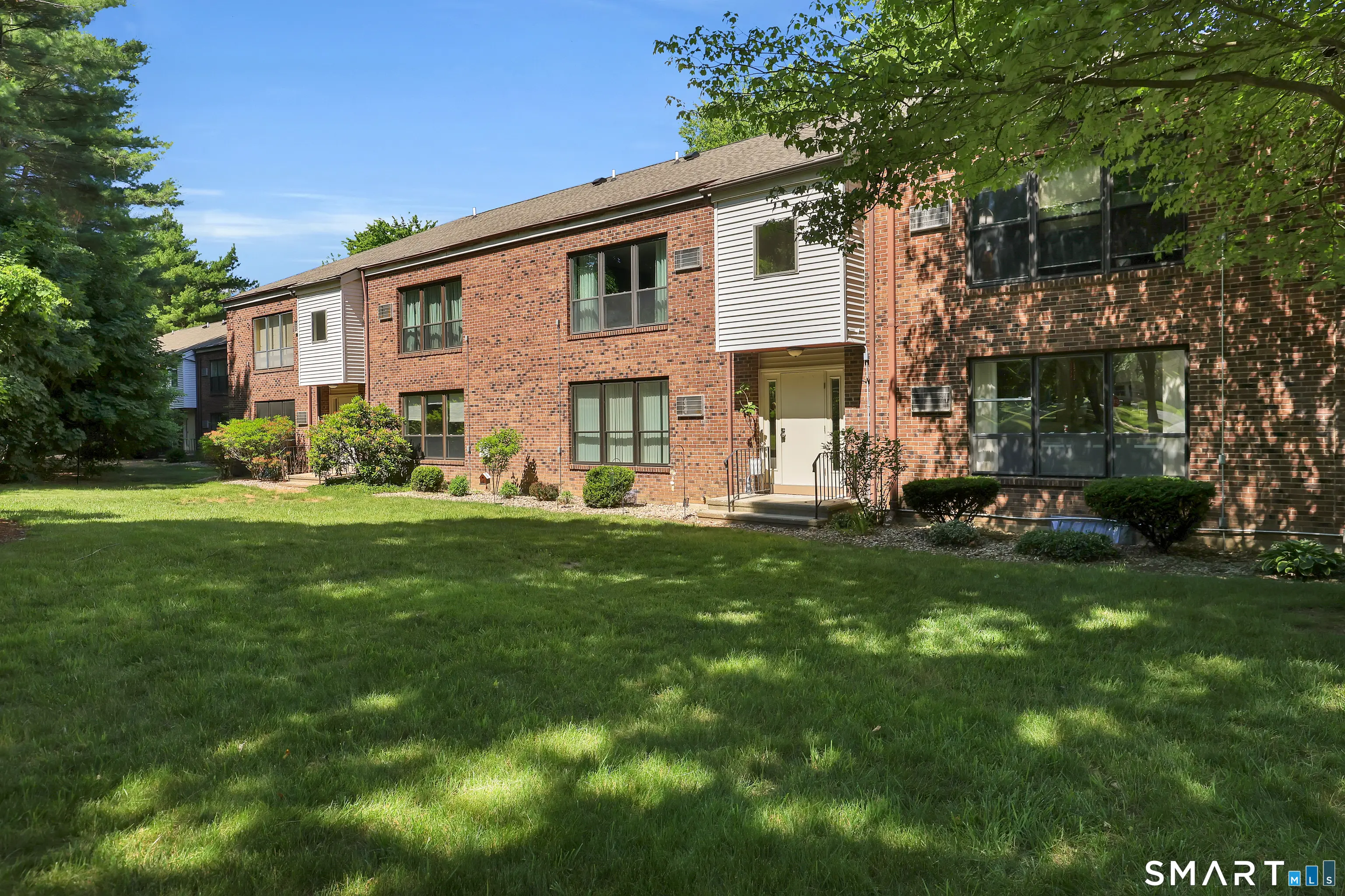4 Wellington Drive 4, Farmington