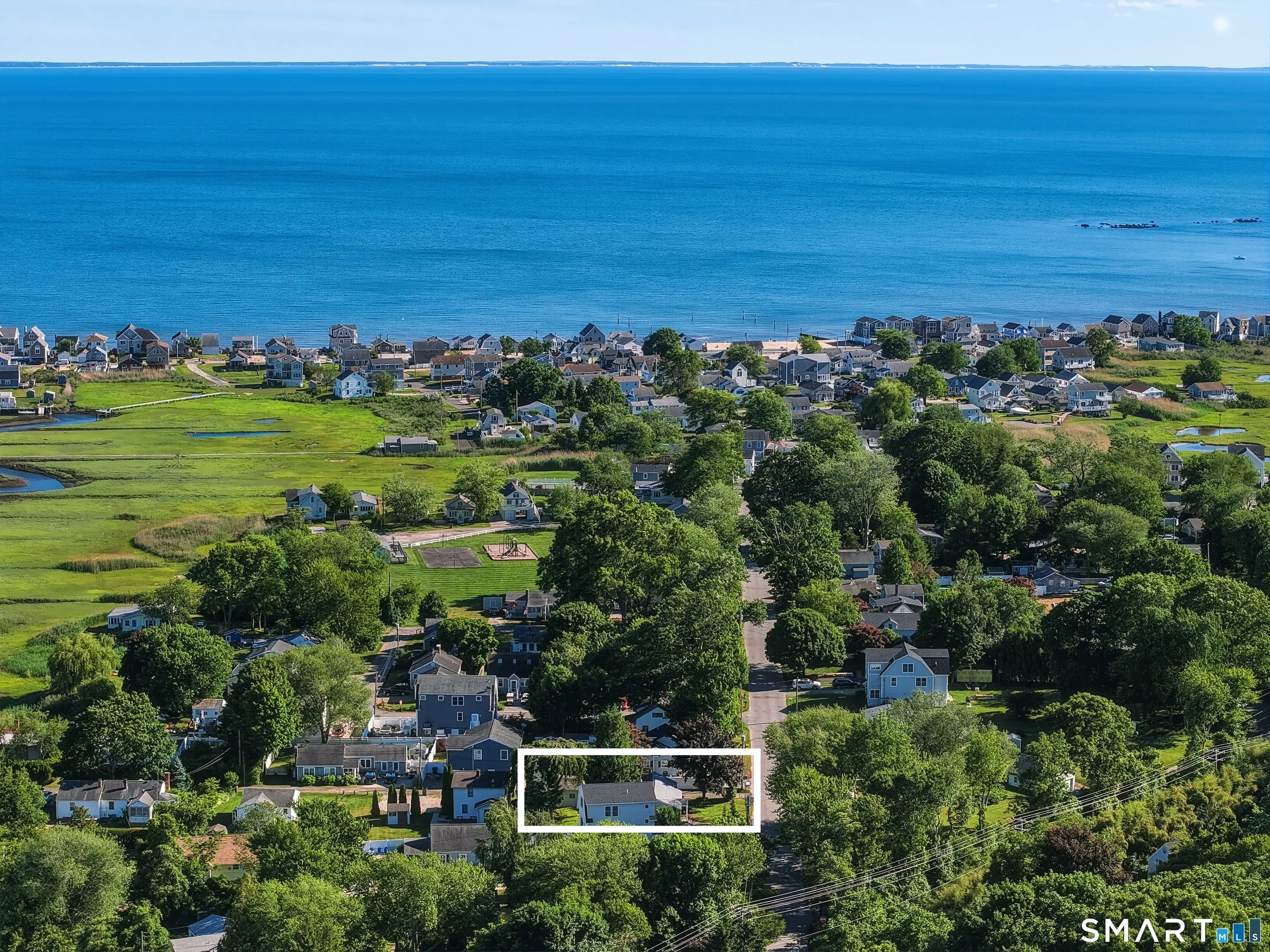 52 Chalker Beach Road, Old Saybrook