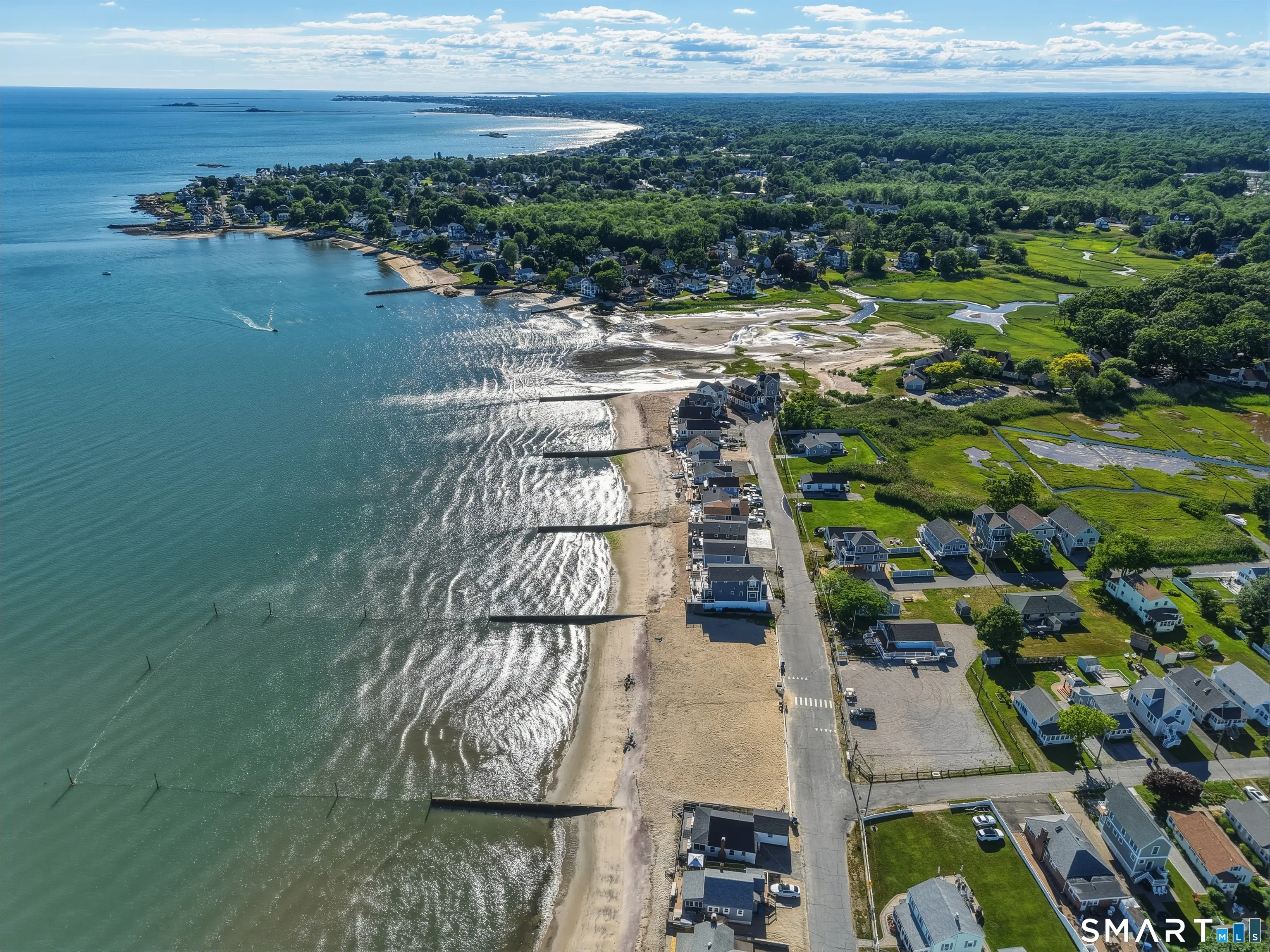 52 Chalker Beach Road, Old Saybrook