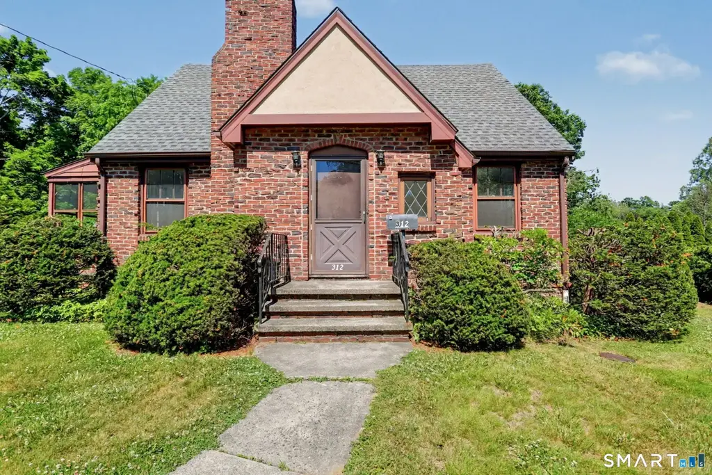 312 Bennett Street, Fairfield