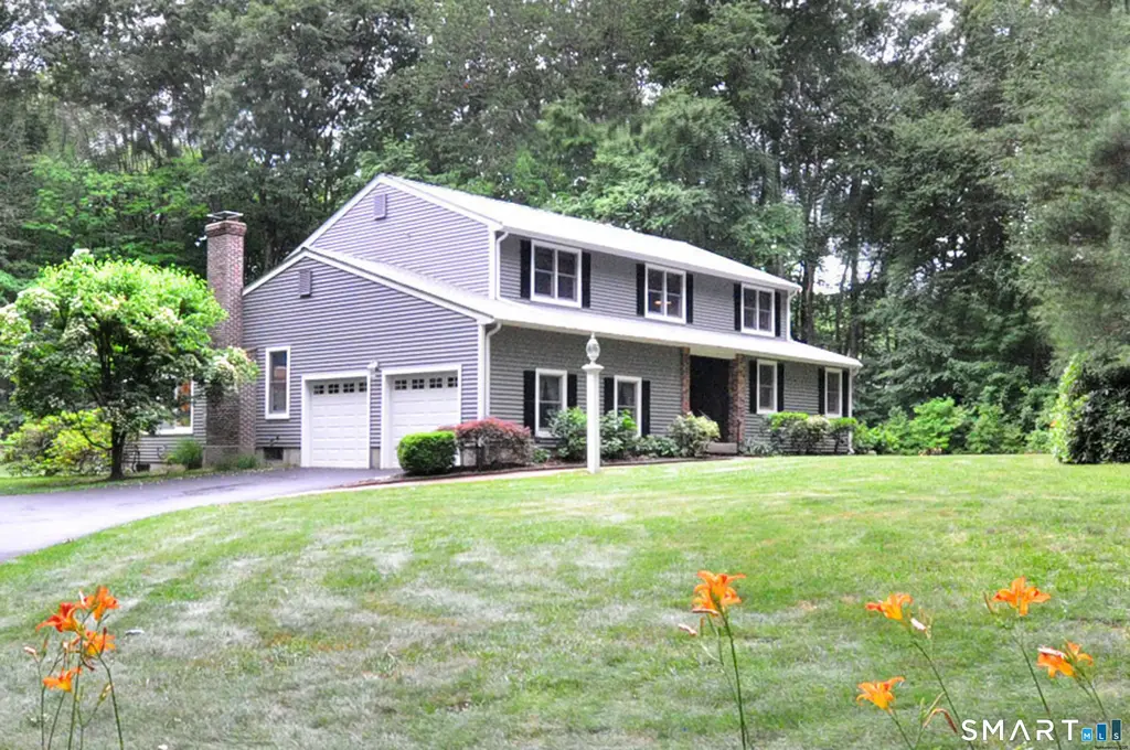32 Tall Timbers Drive, Farmington