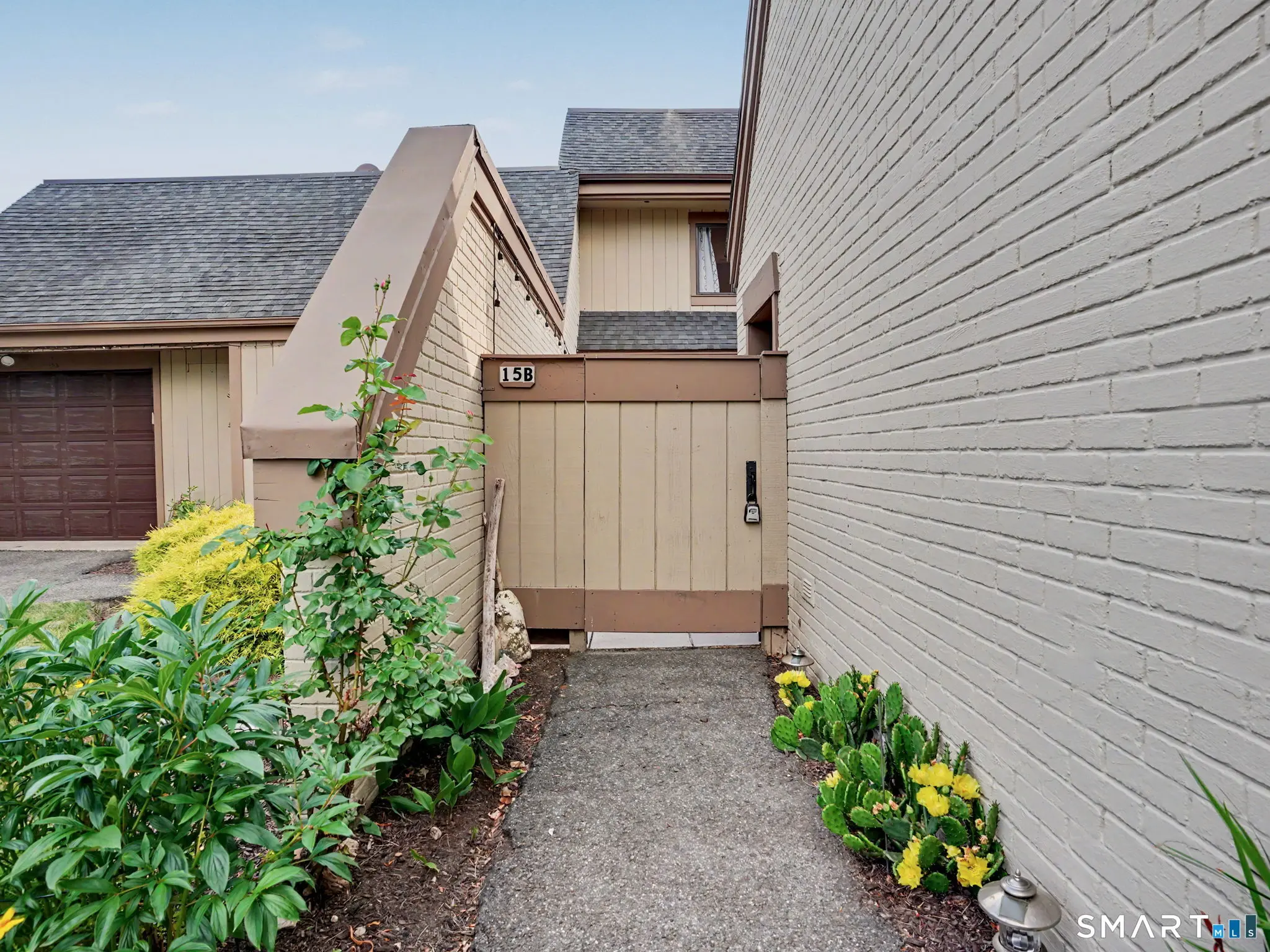 85 Viscount Drive 15b, Milford