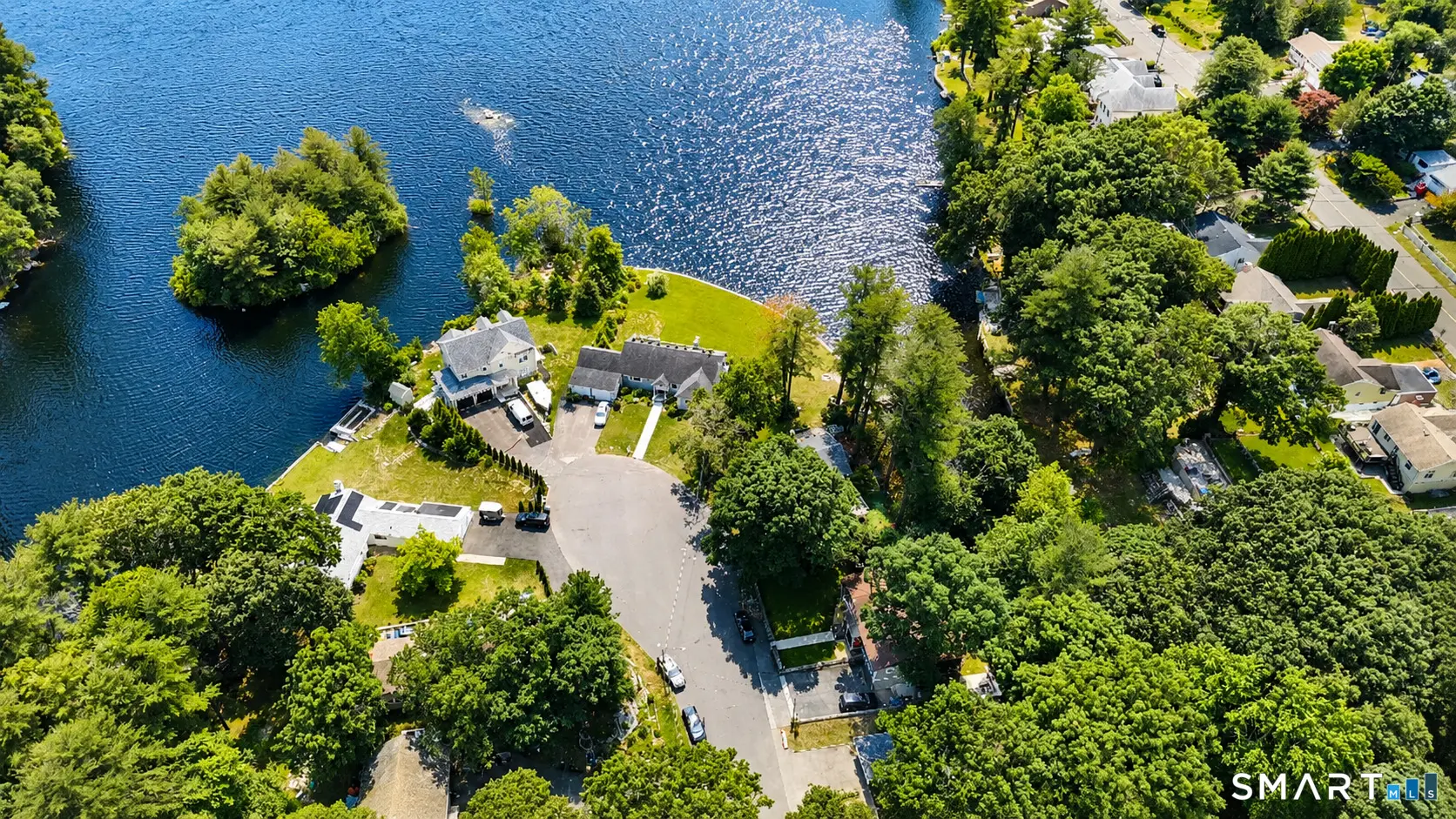 39 Woodbine Circle, Bridgeport