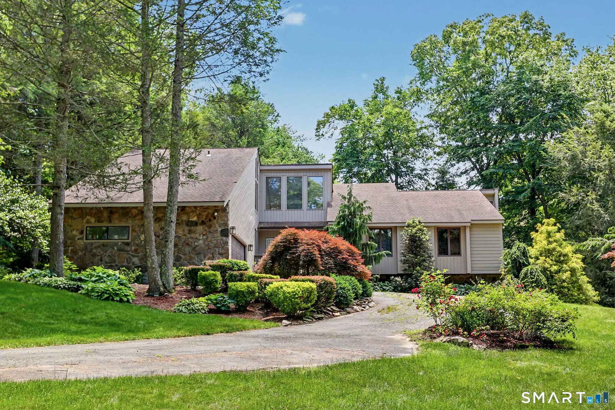 4 Scenic Hill Lane, Monroe