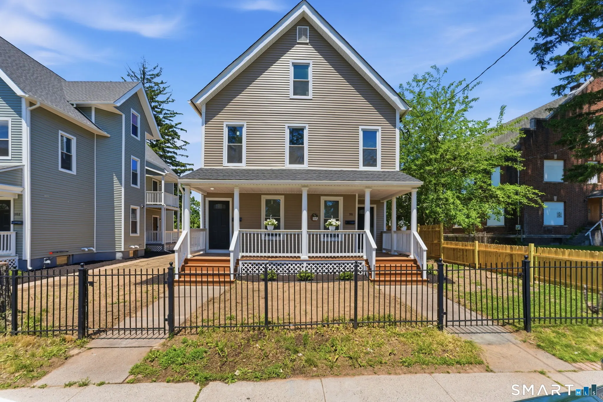 98-100 Capen Street, Hartford